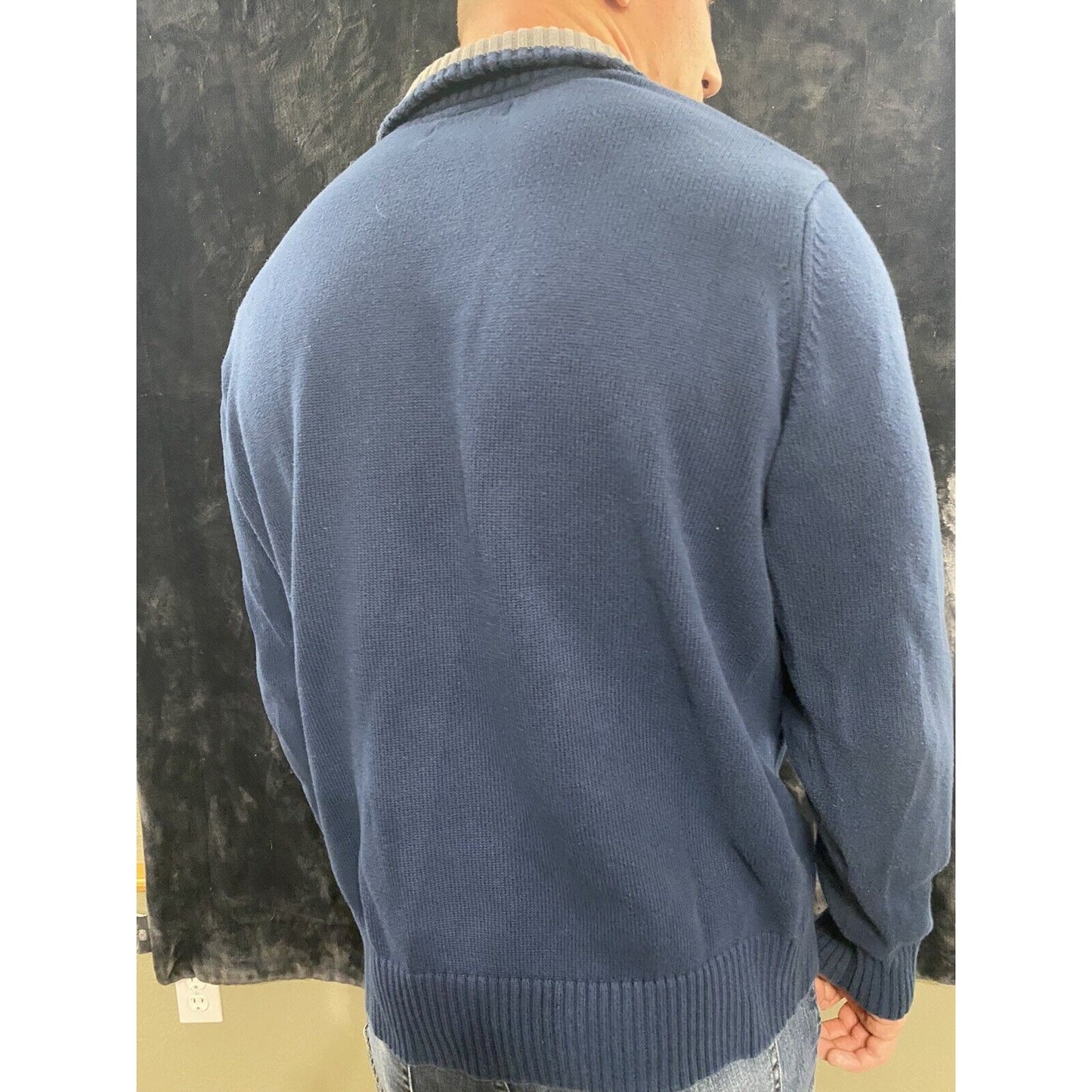 Eddie Bauer Men’s Large Navy Blue with Gray Band 1/4 Zip Pullover Sweater