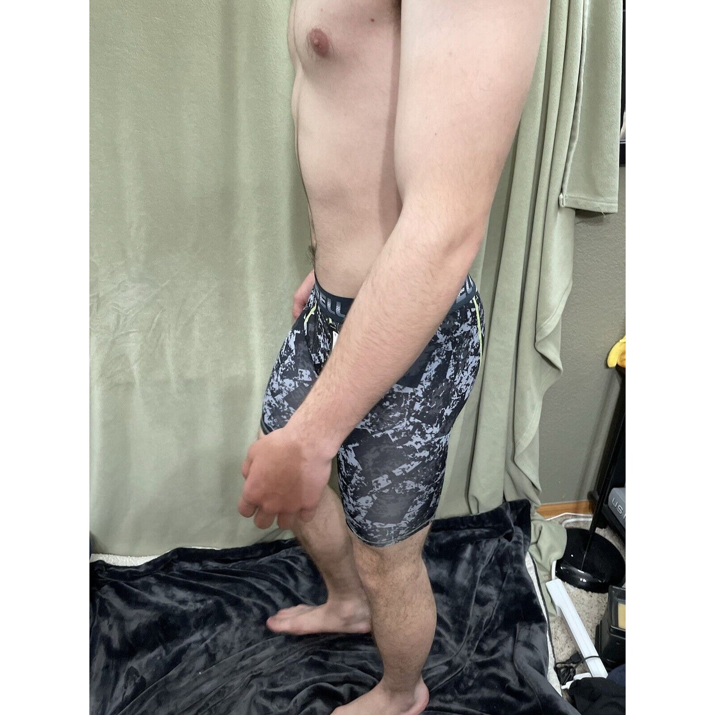 Russell Performance Men’s Medium Long Leg Boxer Briefs Gray Camo