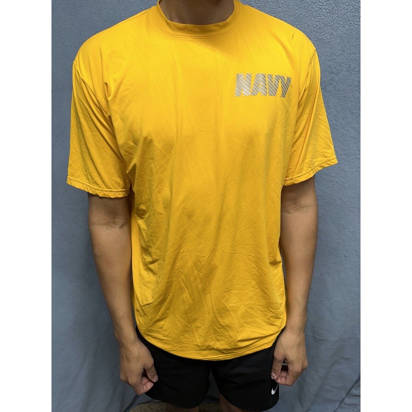 Men’s Yellow New Balance Large US Navy Pt Uniform Athletic Workout Shirt Large