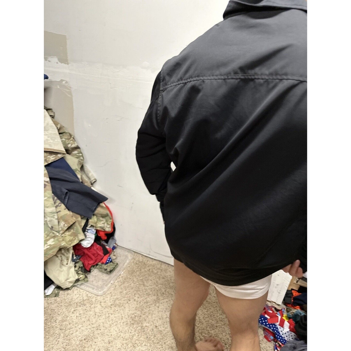 Men’s Black Old Navy Medium Full Zip Windbreaker Jacket