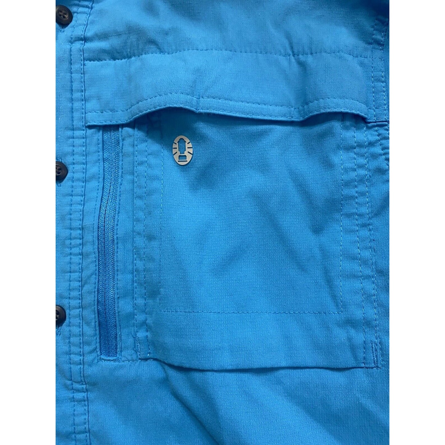 Coleman The Outdoor Company Men’s Large Bright Sky Blue Button-down Short Sleeve