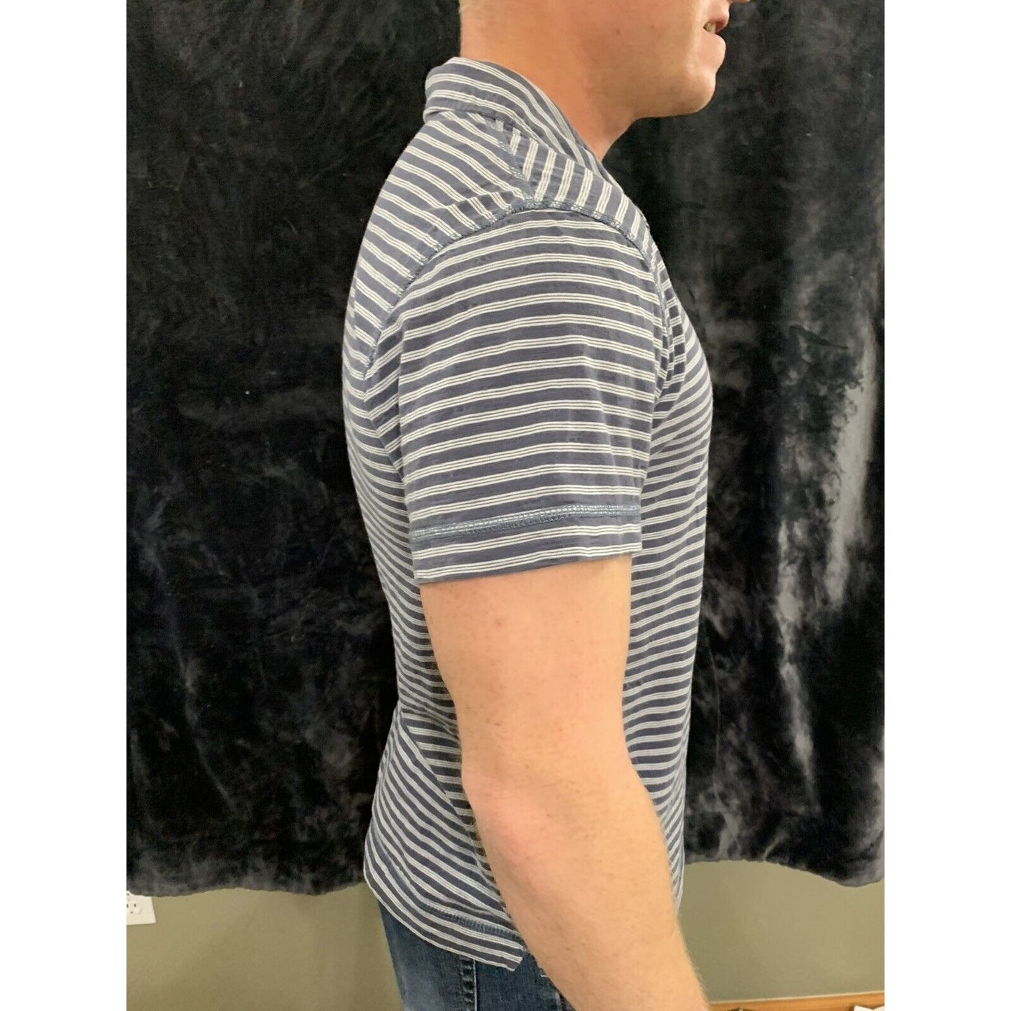 Men's Calvin Klein Jeans Short Sleeve T-Shirt Striped Size Large Black/Gray