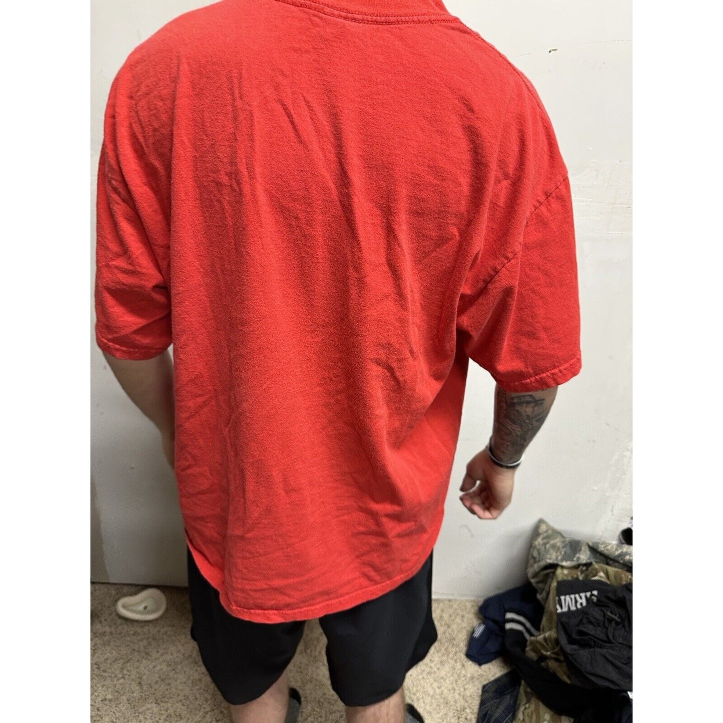 Men’s XL Red Marines USMC Tshirt Gildan