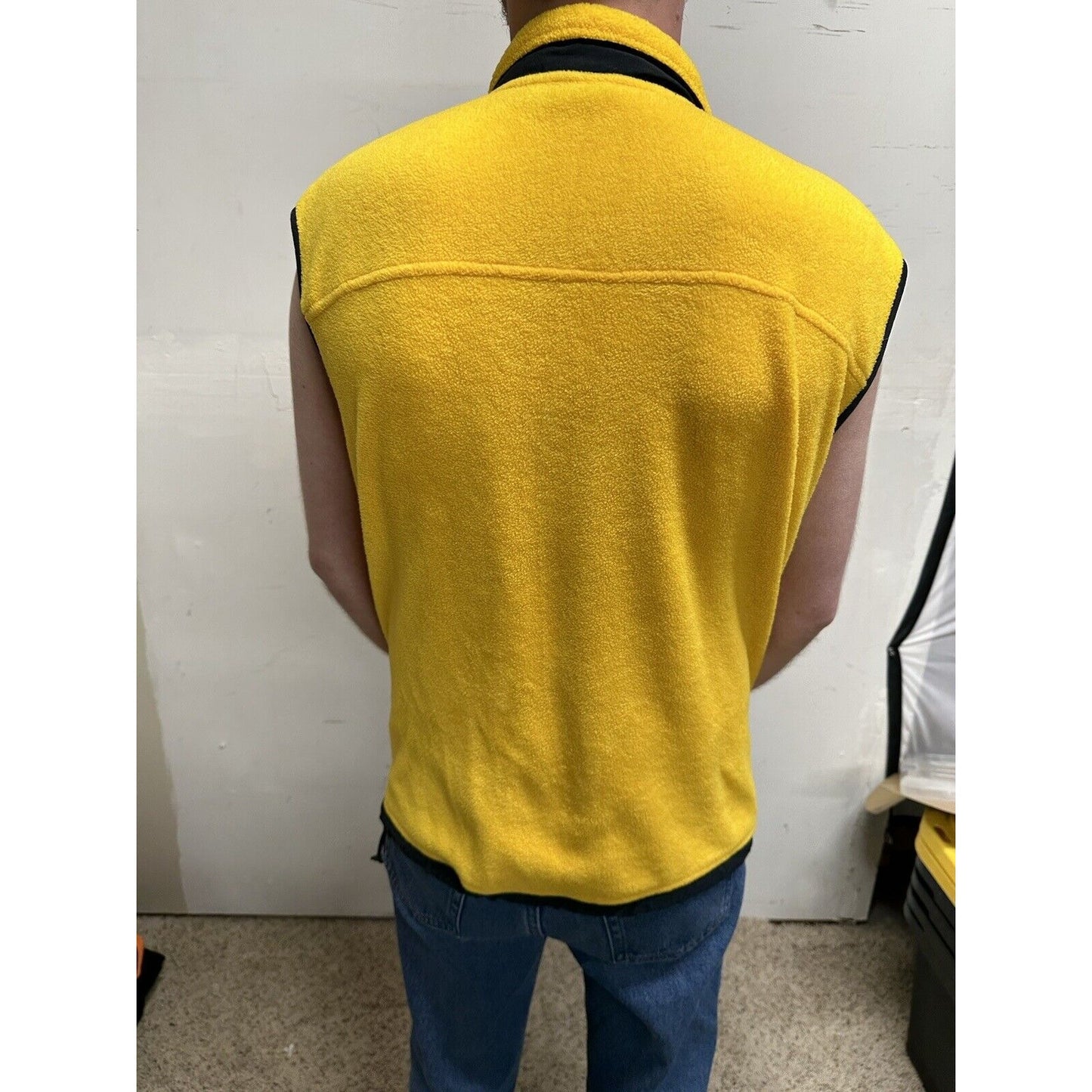 men’s XL prospirit yellow zip up sleeveless vest