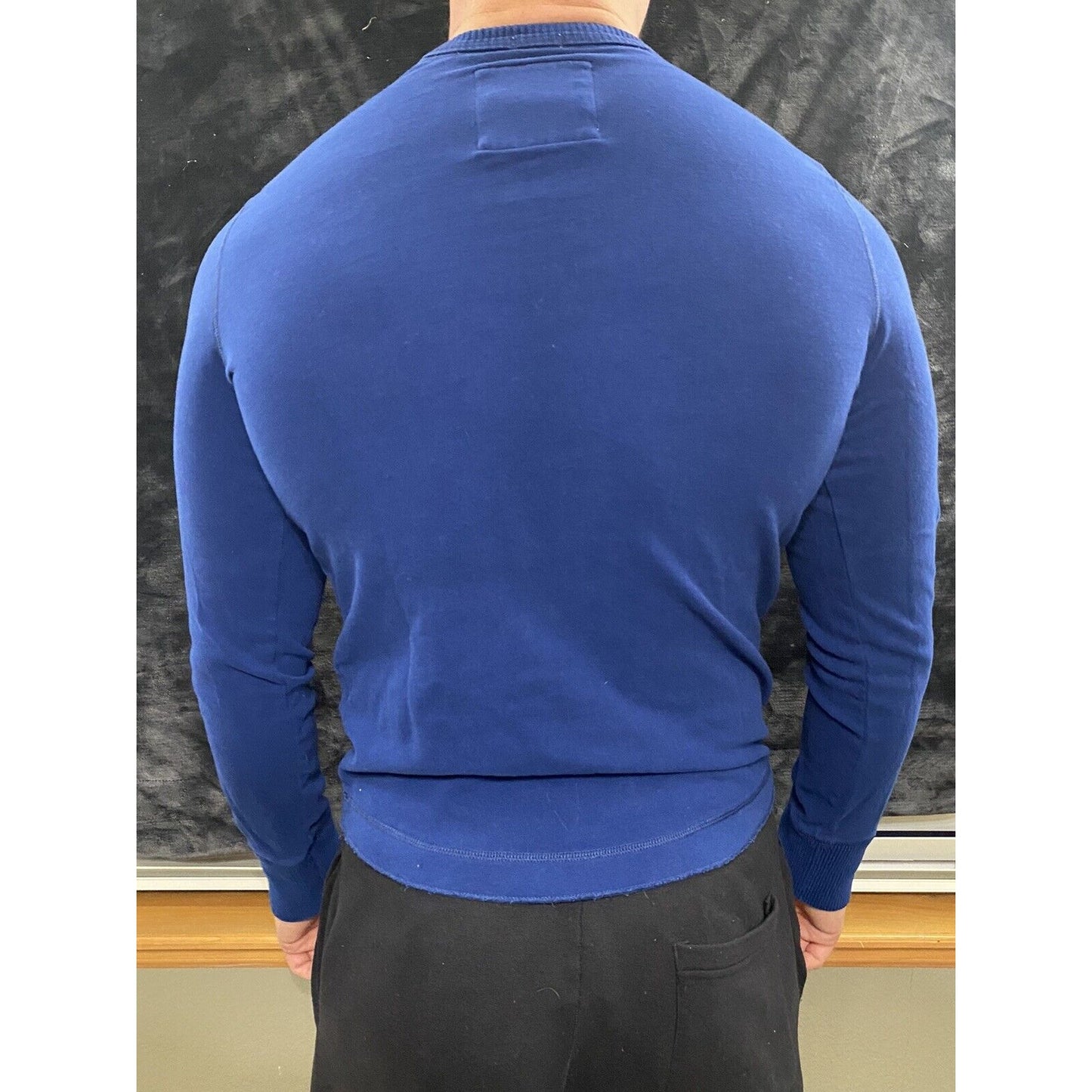Abercrombie & Fitch Athletics Navy Blue Men’s Medium Muscle Fit Pullover Sweater