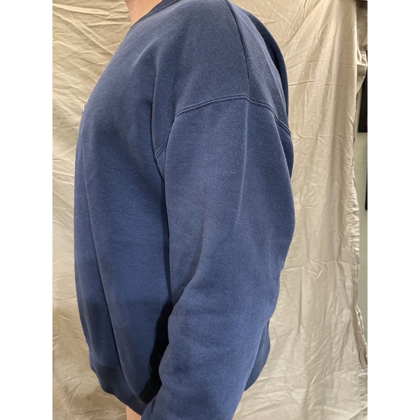 men's navy blue denver broncos pullover sweatshirt fits lke a big large