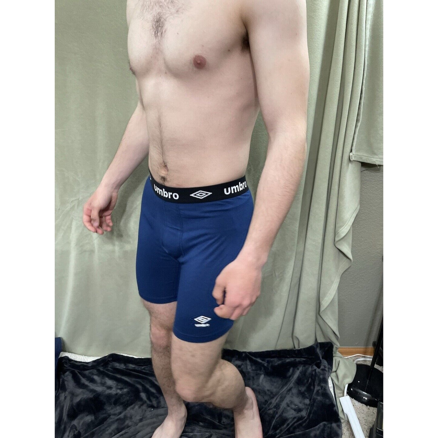 Umbro Men’s Large Royal Blue Compression Shorts
