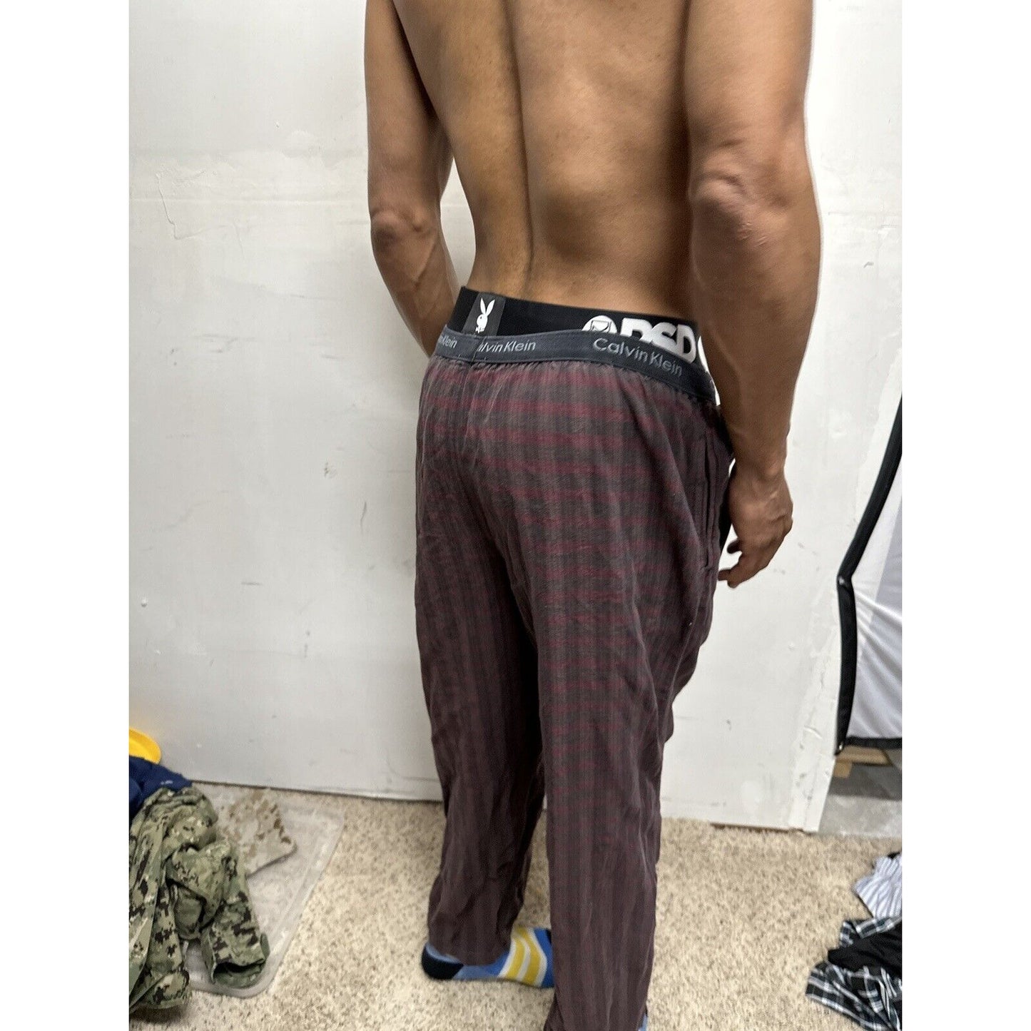 Men’s Calvin Klein Plaid Lounge Pants Medium Pajamas Red And Gray