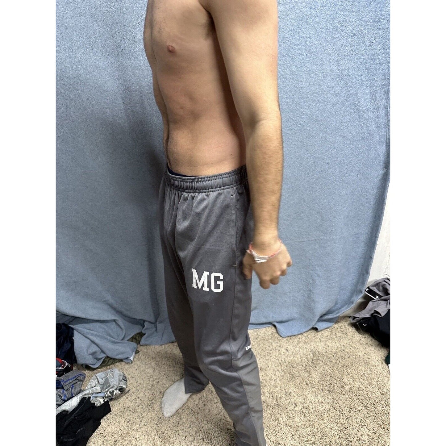 Men’s Gray Fitted Large Under Armour Sweatpants With Pockets MG