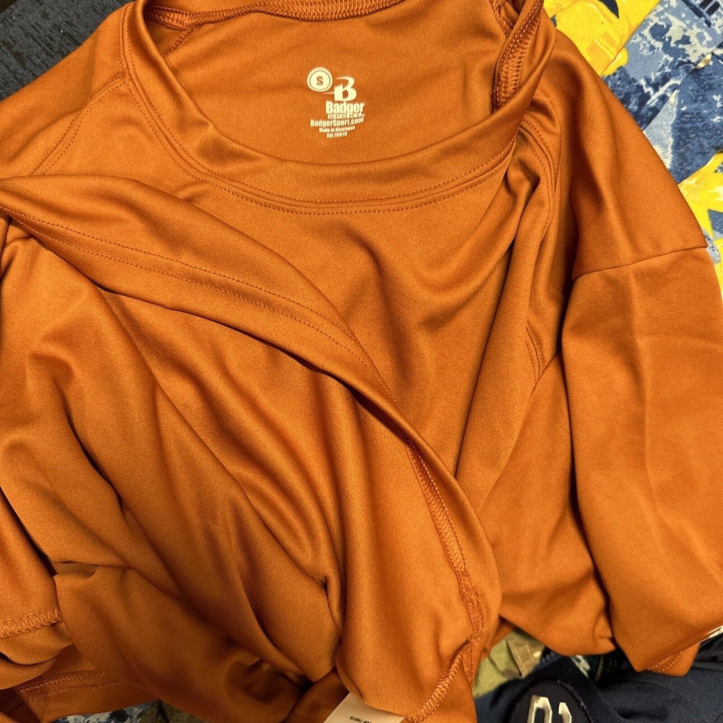 Men’s Small Badger Sport Burnt Orange Short Sleeve Tshirt Polyester
