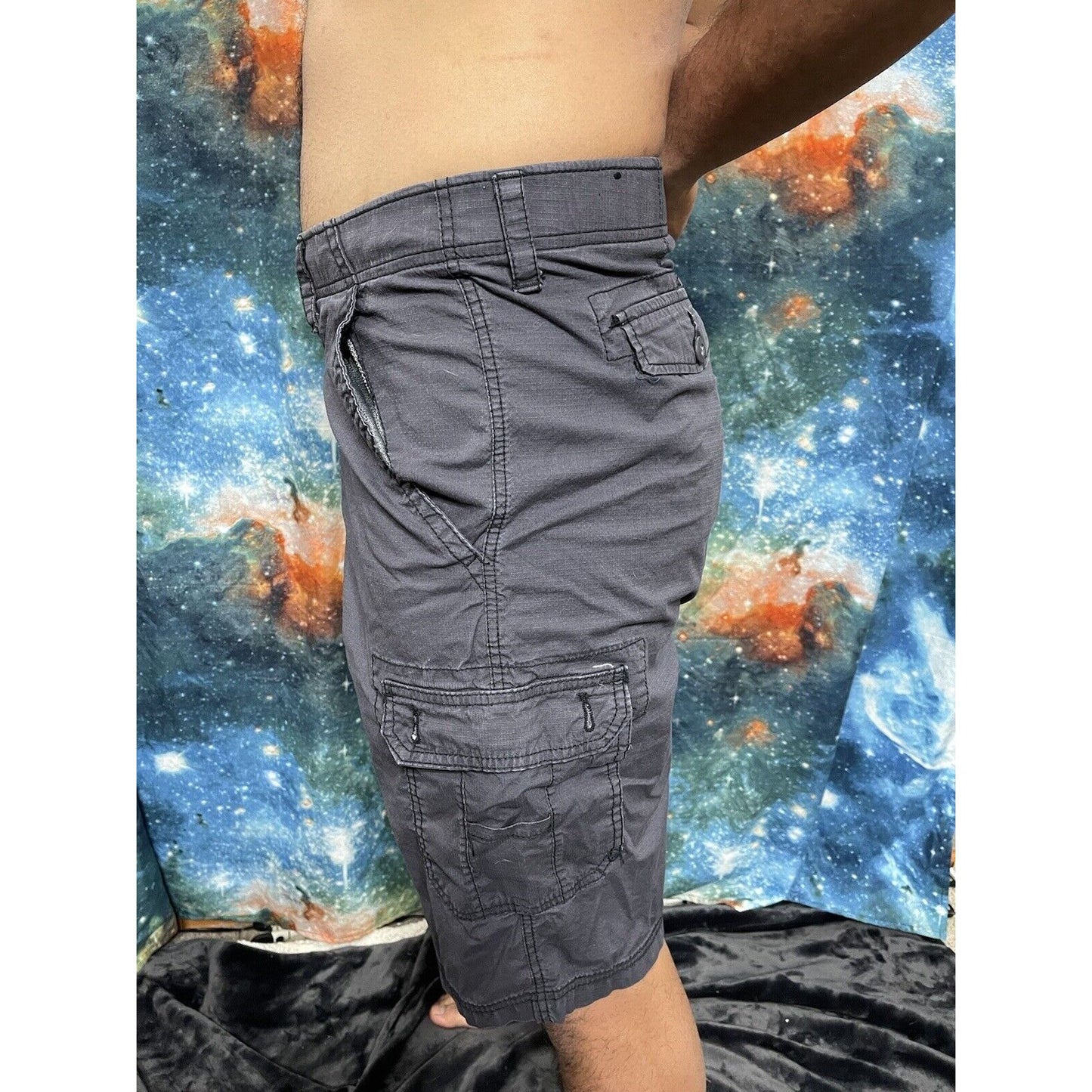WearFirst Mens Shorts sz 40 Free Band Gray Cargo Bottoms Cotton Stretch