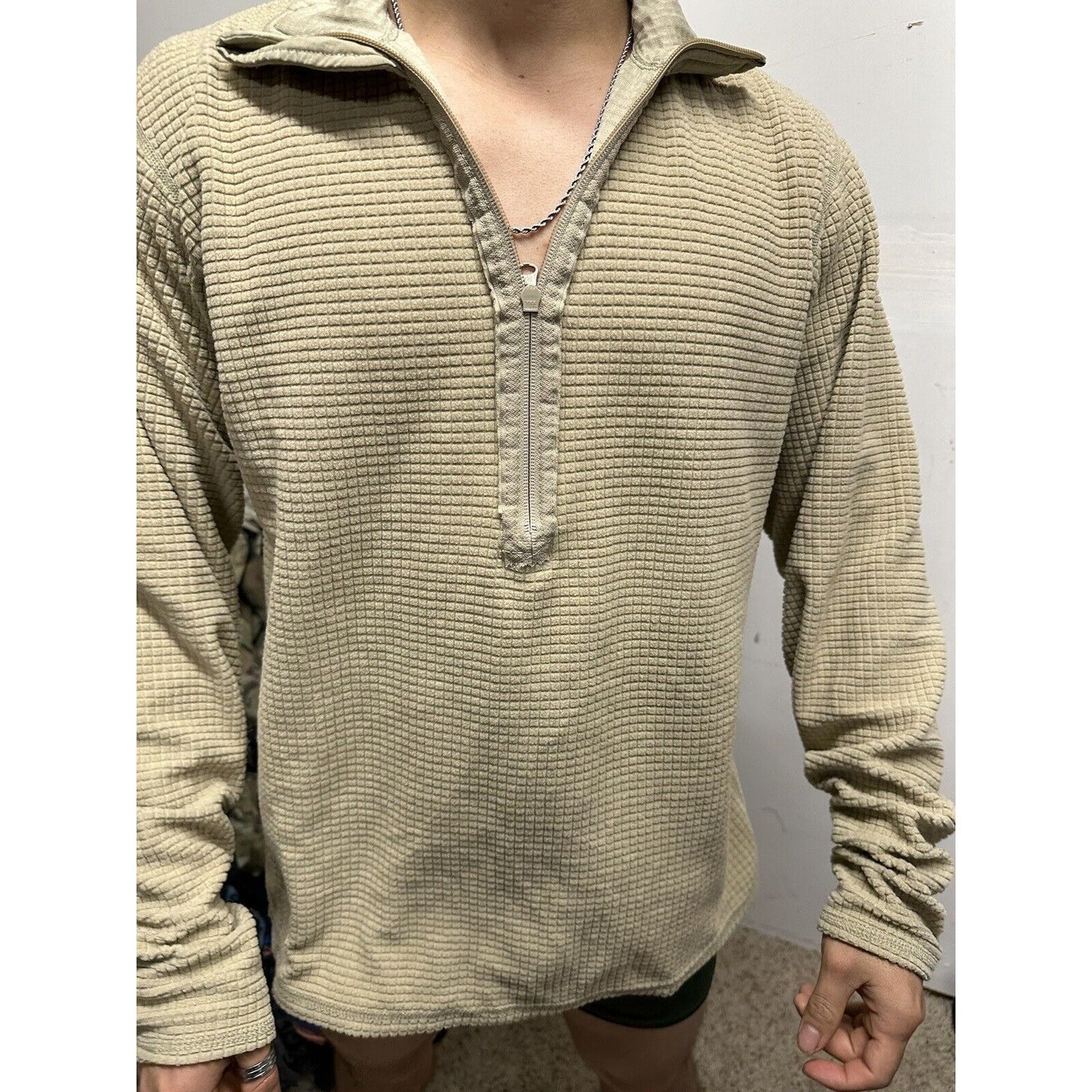 Men’s Tan Half Zip Polartec Official Gen III Army Issue Long Sleeve Pullover