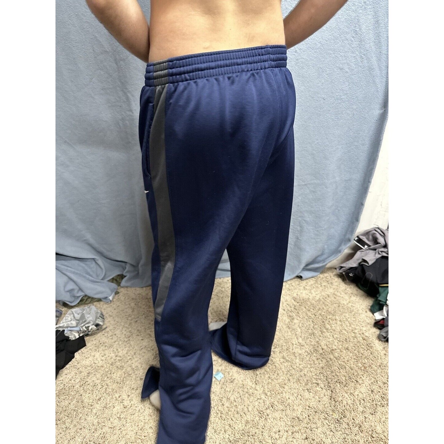 Men’s XL Nike Dri Fit Dark Blue Sweat Pants With Pockets