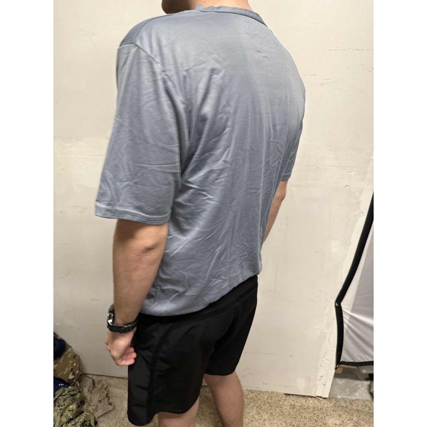 Men’s TKO Large Gray Short Sleeve Tshirt polyester