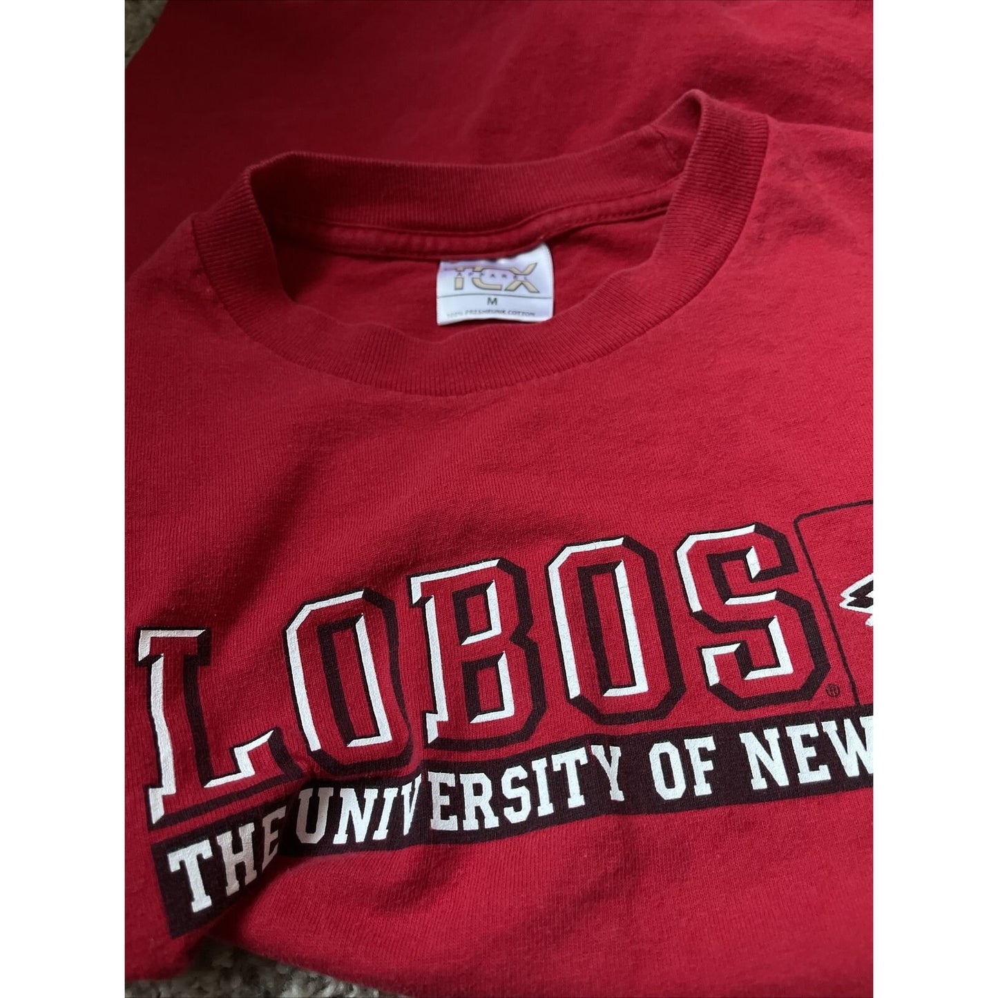 Men’s Medium TCX Apparel New Mexico Lobos Red T-shirt short sleeve