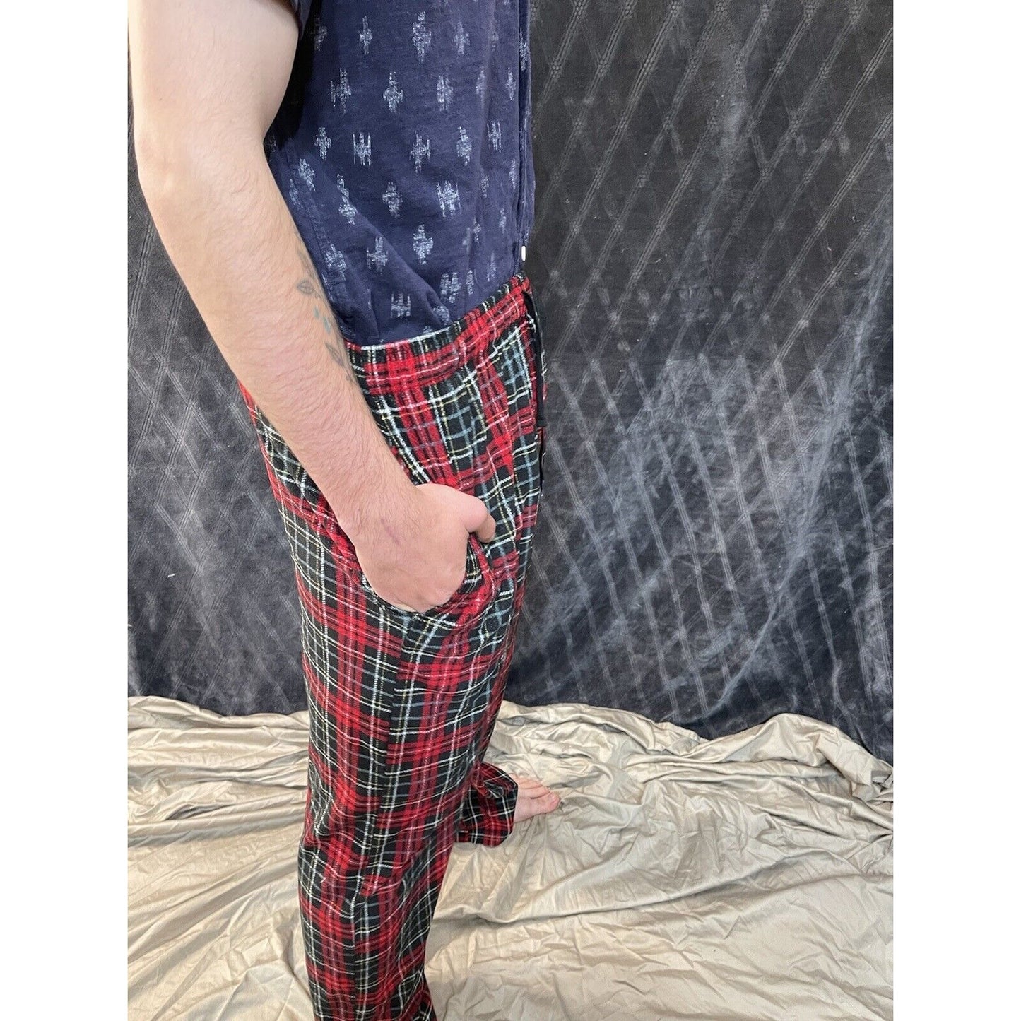 Izod Mens Lounge Sleep Pants Red Plaid Silky Flannel Pockets Button Fly Sz M