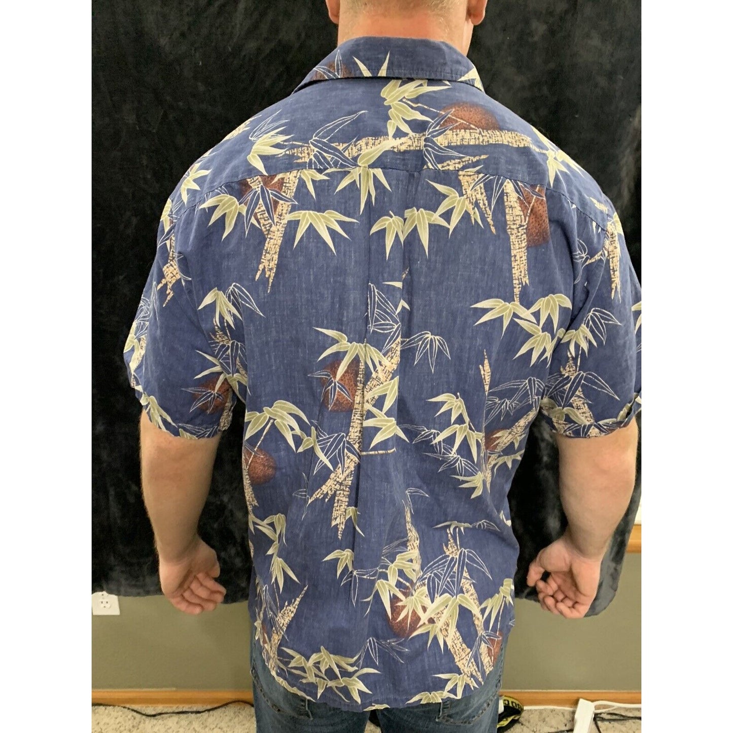 Cooke Street Hawaiian Button Up Mens Medium Blue Short Sleeve Collared