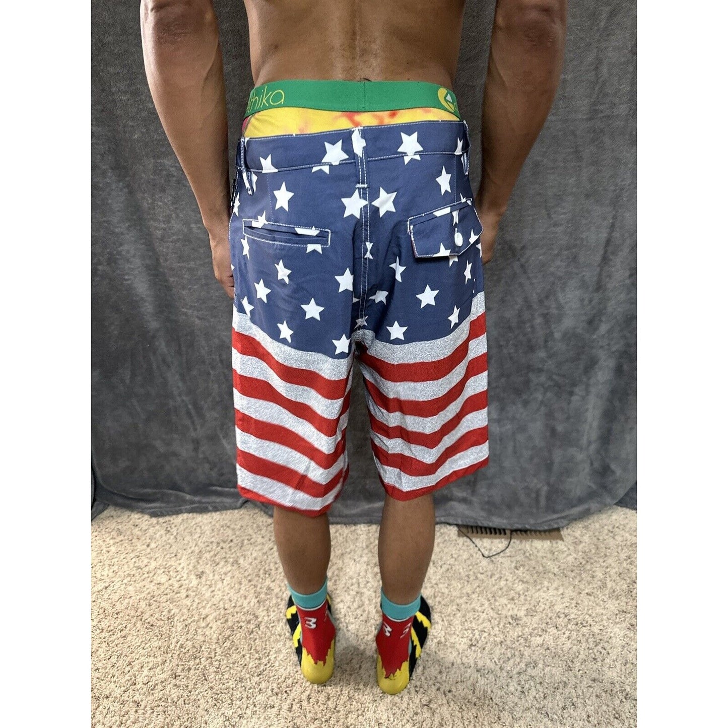 Men’s Palmwave Size 34 Patriotic Board Shorts Poly Spandex 4 Way Stretch