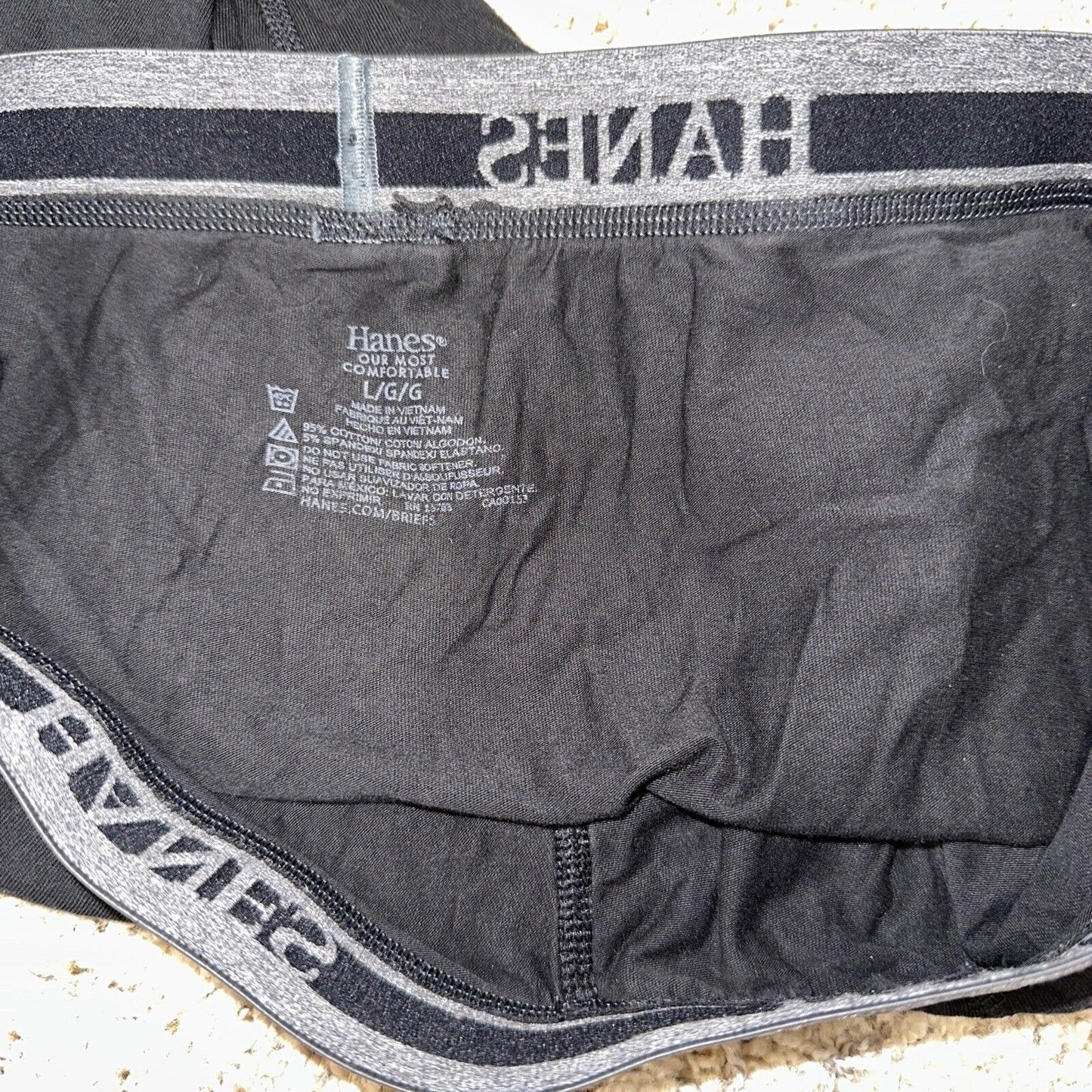 Men’s Hanes Black Boxer Briefs Large