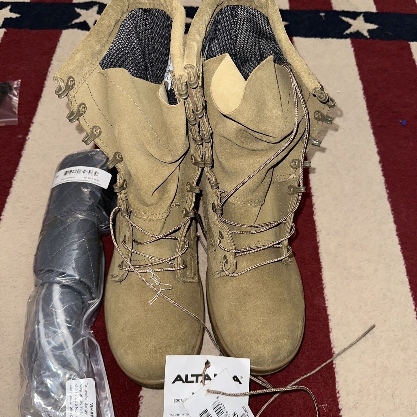 Men’s Coyote Brown Military Boots Altama 10.5 Removable Cold Weather Inserts