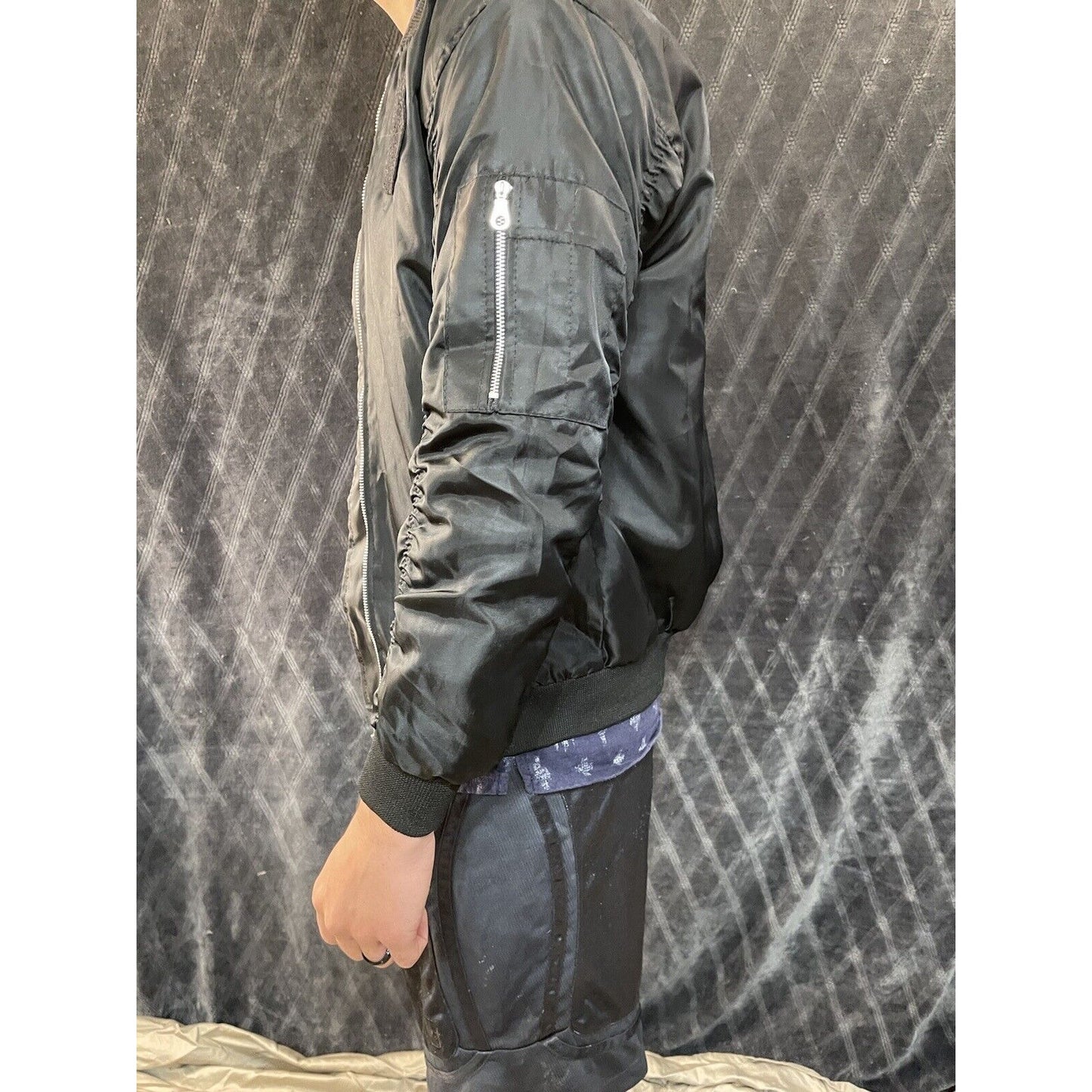 men’s black indonesia air force Cadet flight jacket fits like a small