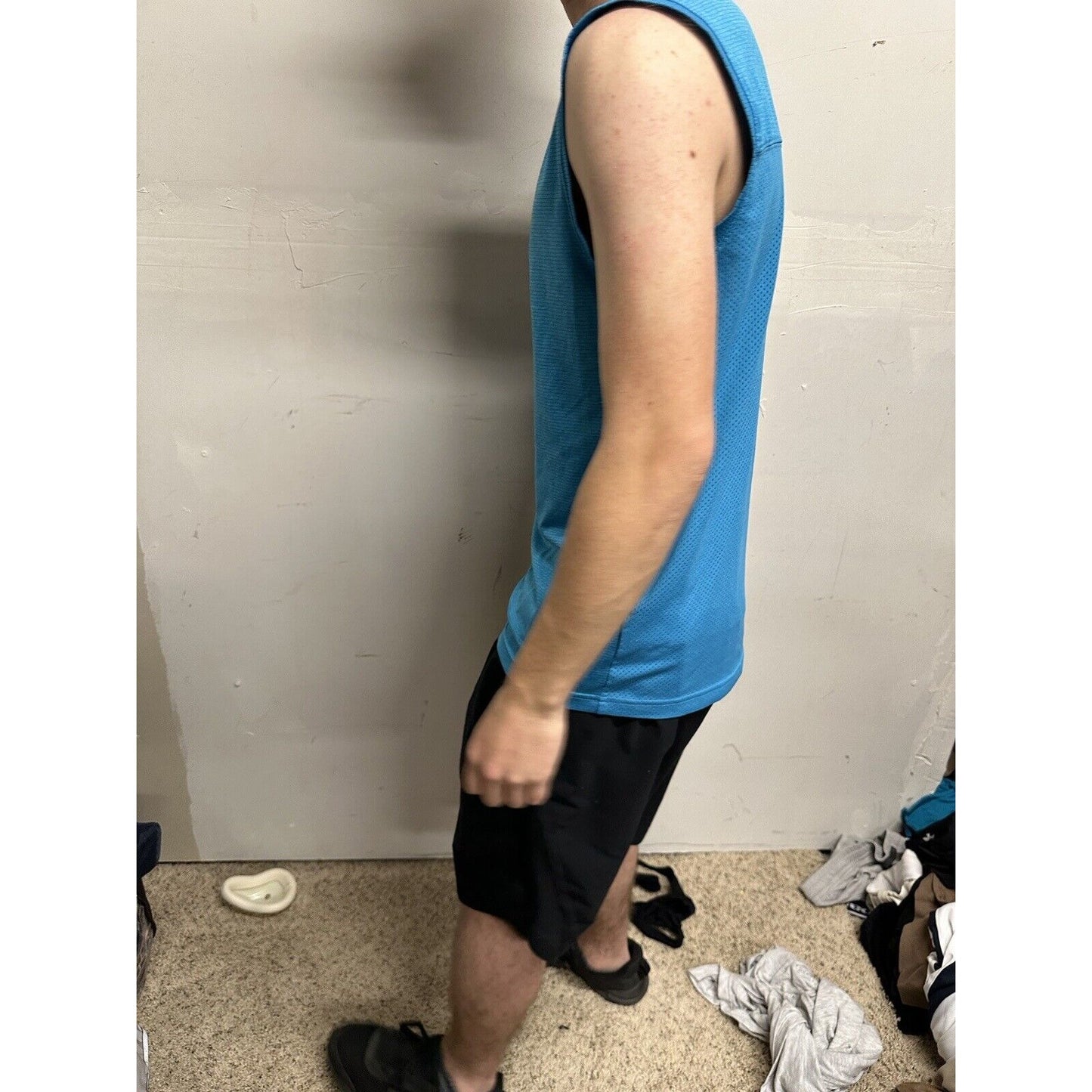 Men’s Teal Blue And1 Muscle Shirt Small Sleeveless