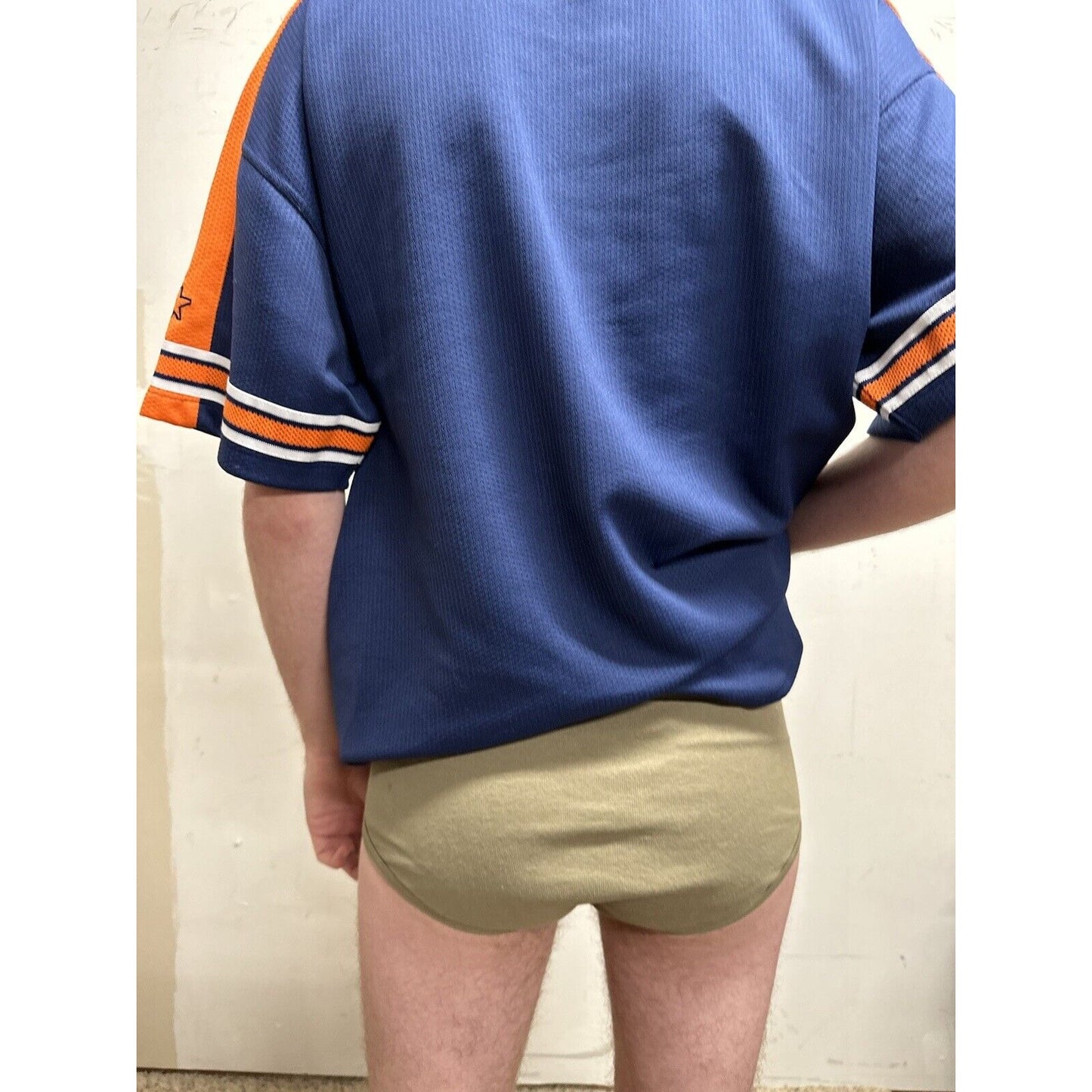 san diego padres genuine merchandise by starter fits like a medium jersey