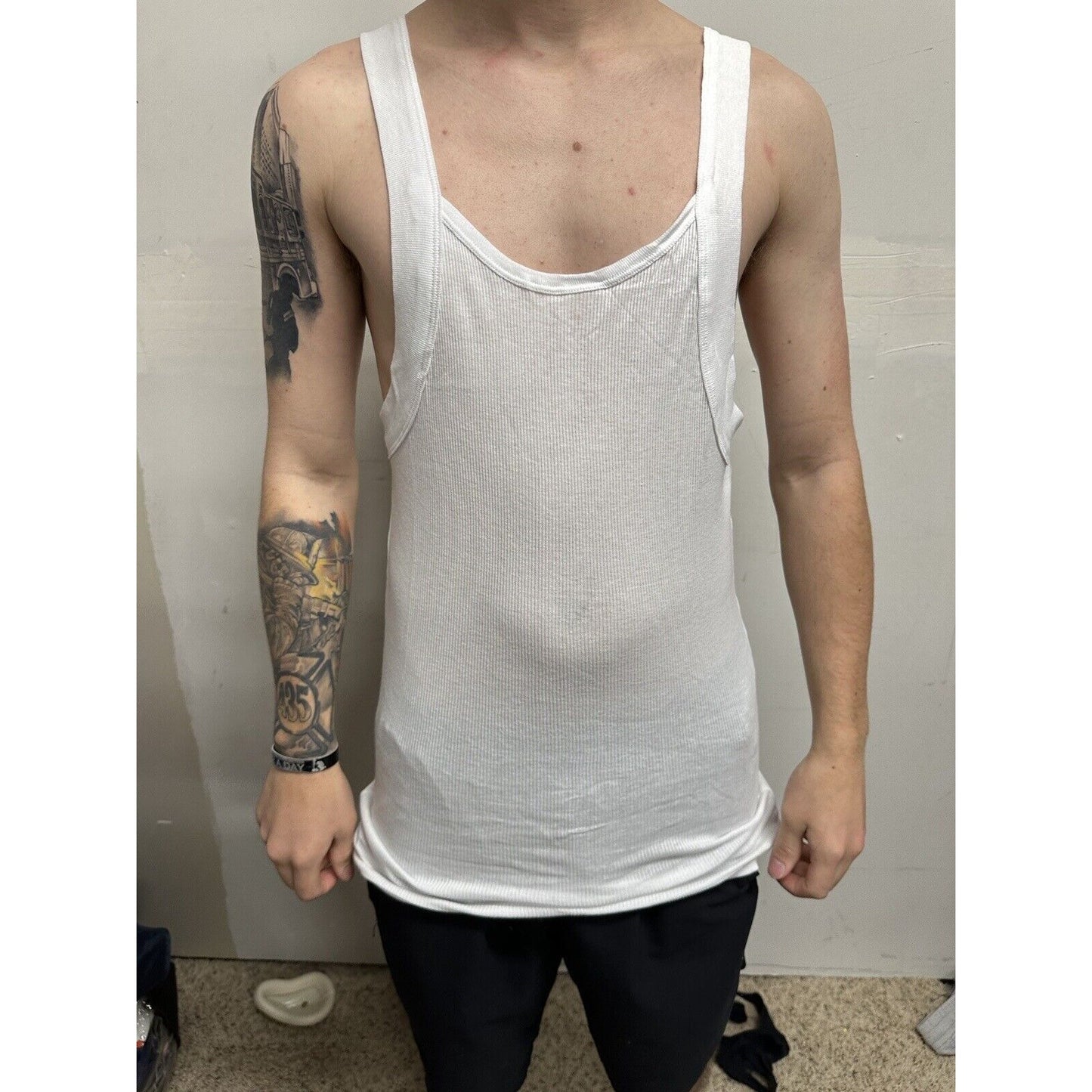 Men’s White Muscle Shirt Tank Papi Large