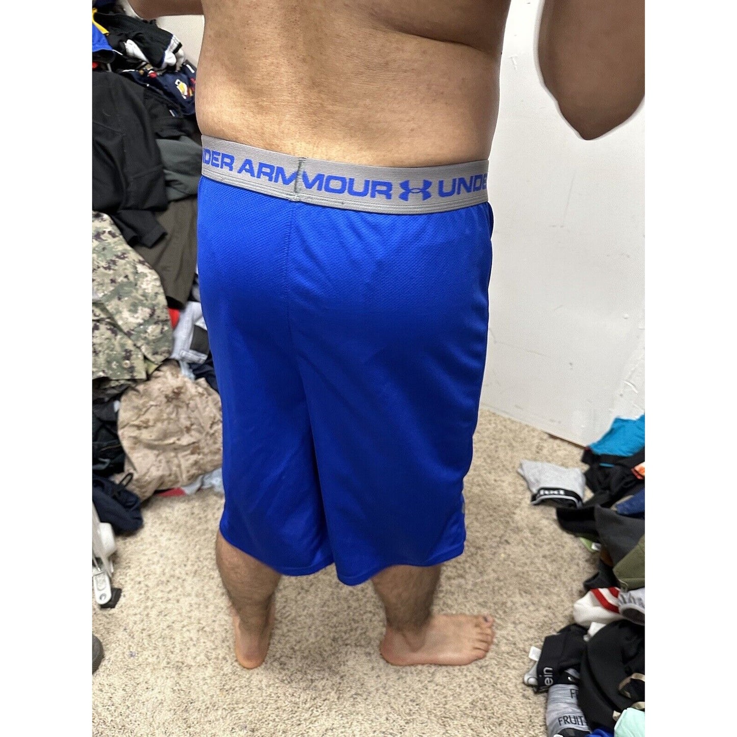Boy’s Youth xL Under Armour Blue Heatgear Shorts Loose