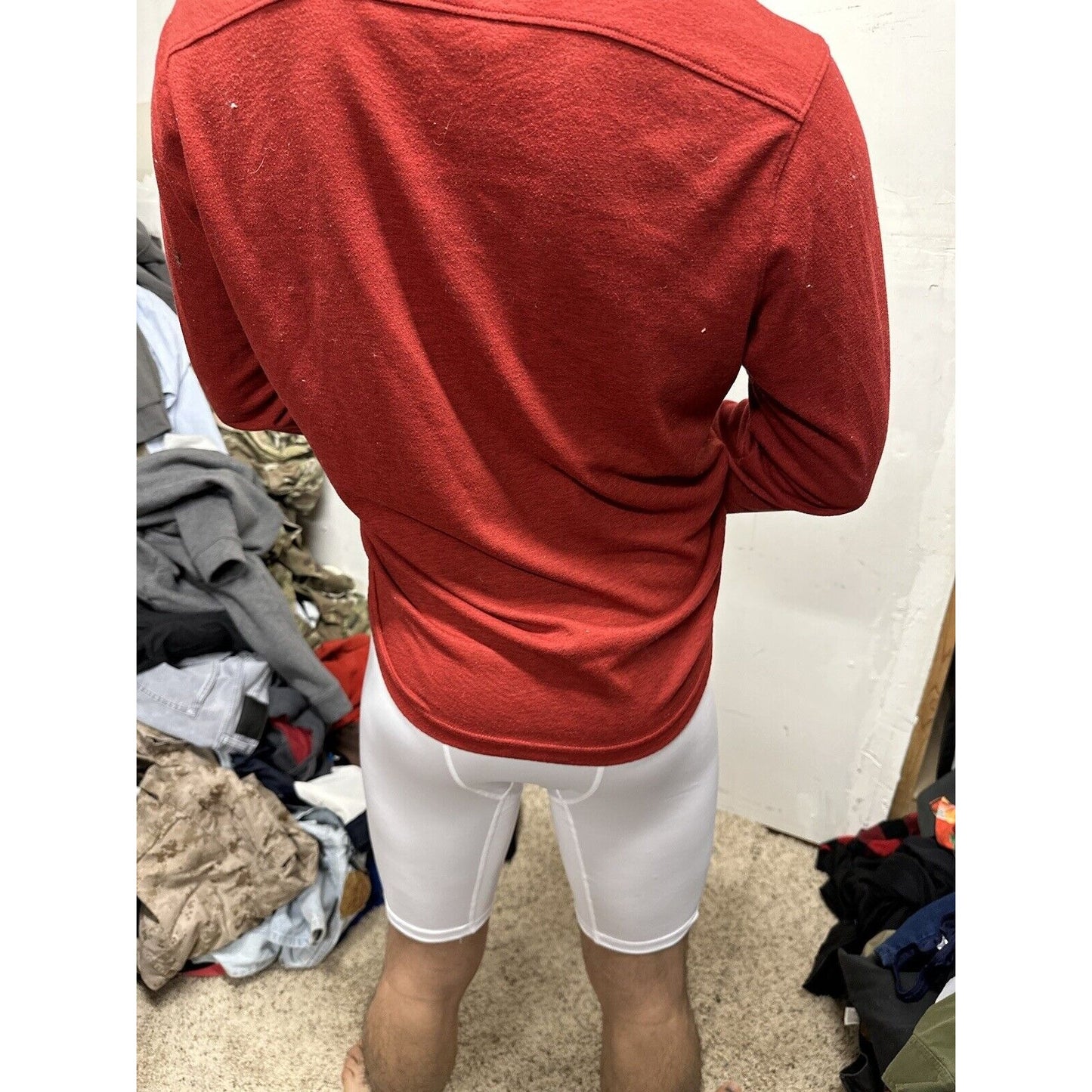 Men’s Red Loose Medium Under Armour 1/4 Zip Pull Over
