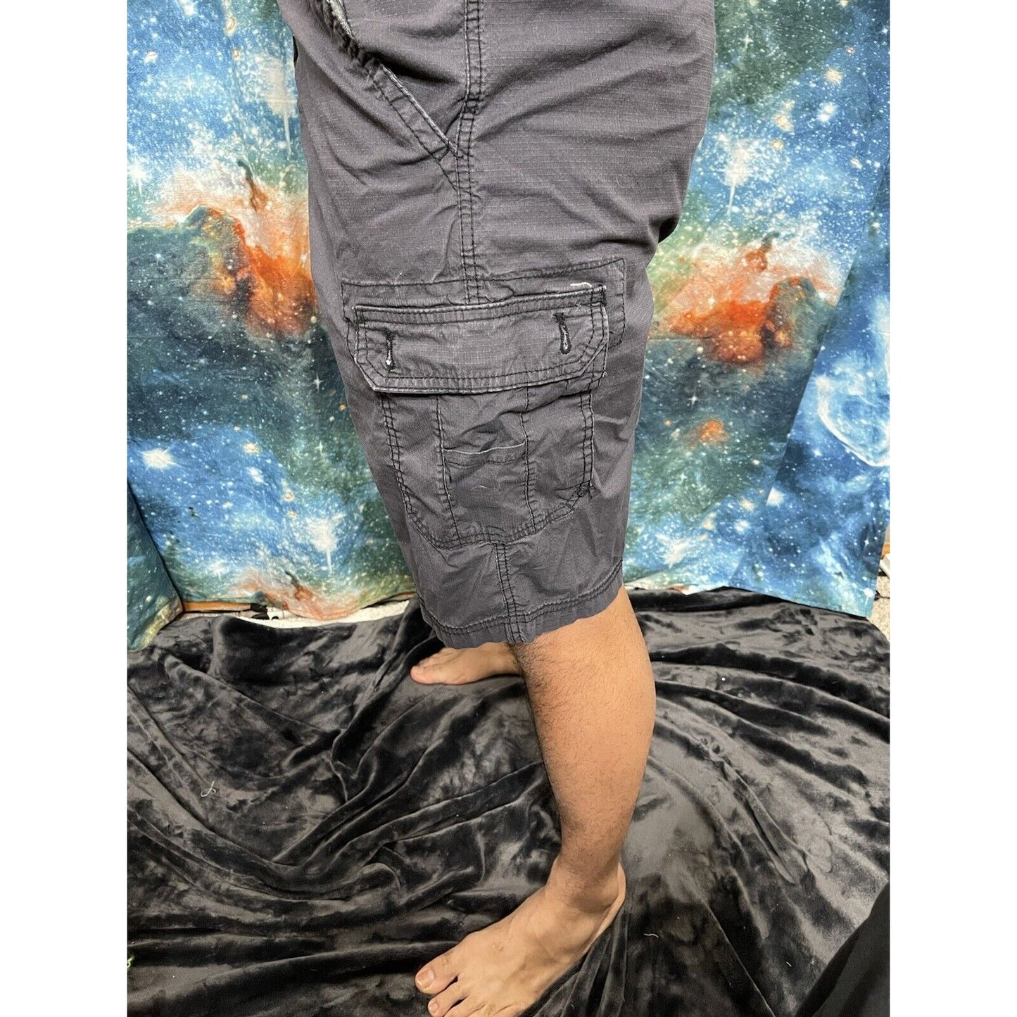 WearFirst Mens Shorts sz 40 Free Band Gray Cargo Bottoms Cotton Stretch