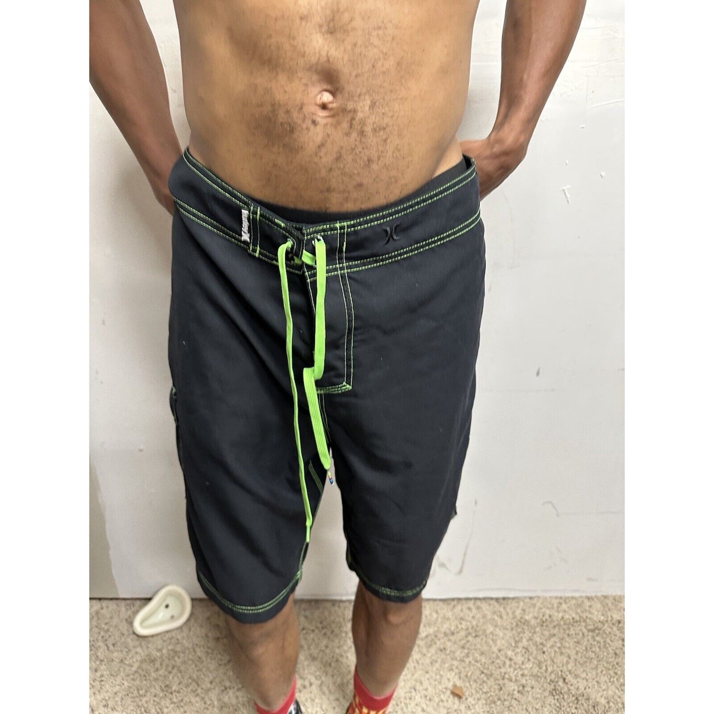 Men’s Black Hurley Board Shorts Trunks Bathing Suit Size 34