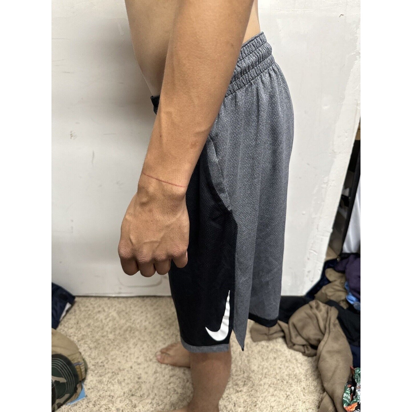Men’s Black And Gray Nike XL Athletic Shorts With Pockets