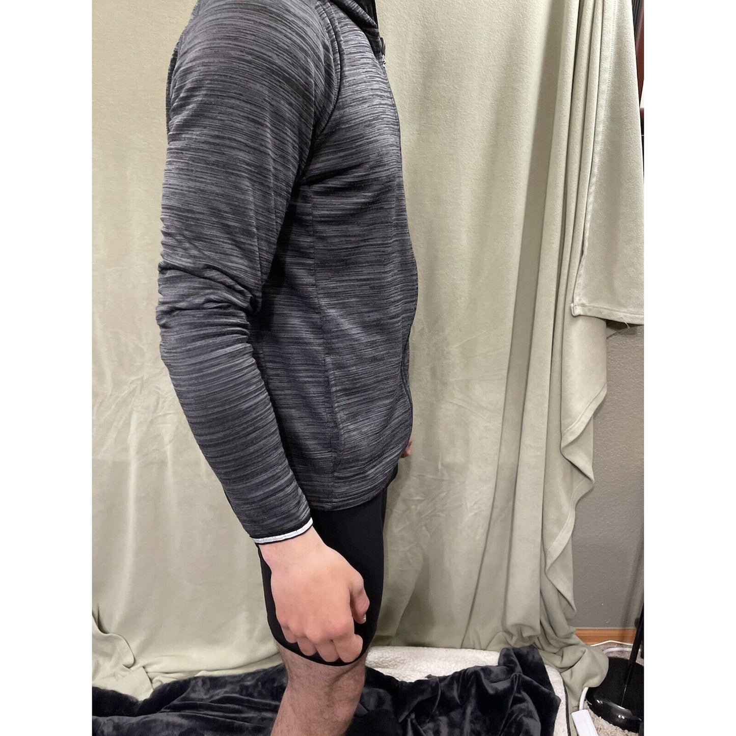 Men’s Gray Medium Hind Running Jacket / Hoodie 5% Spandex