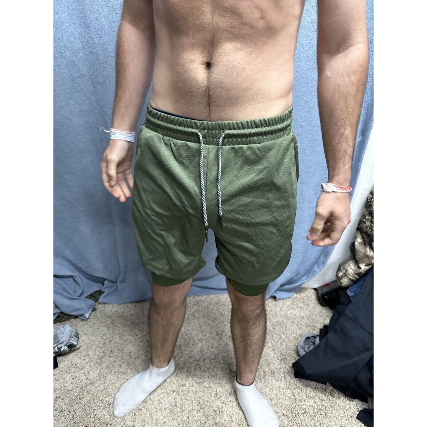 Men’s Olive Green Athletic Shorts Size Small With Built In Compression Liner
