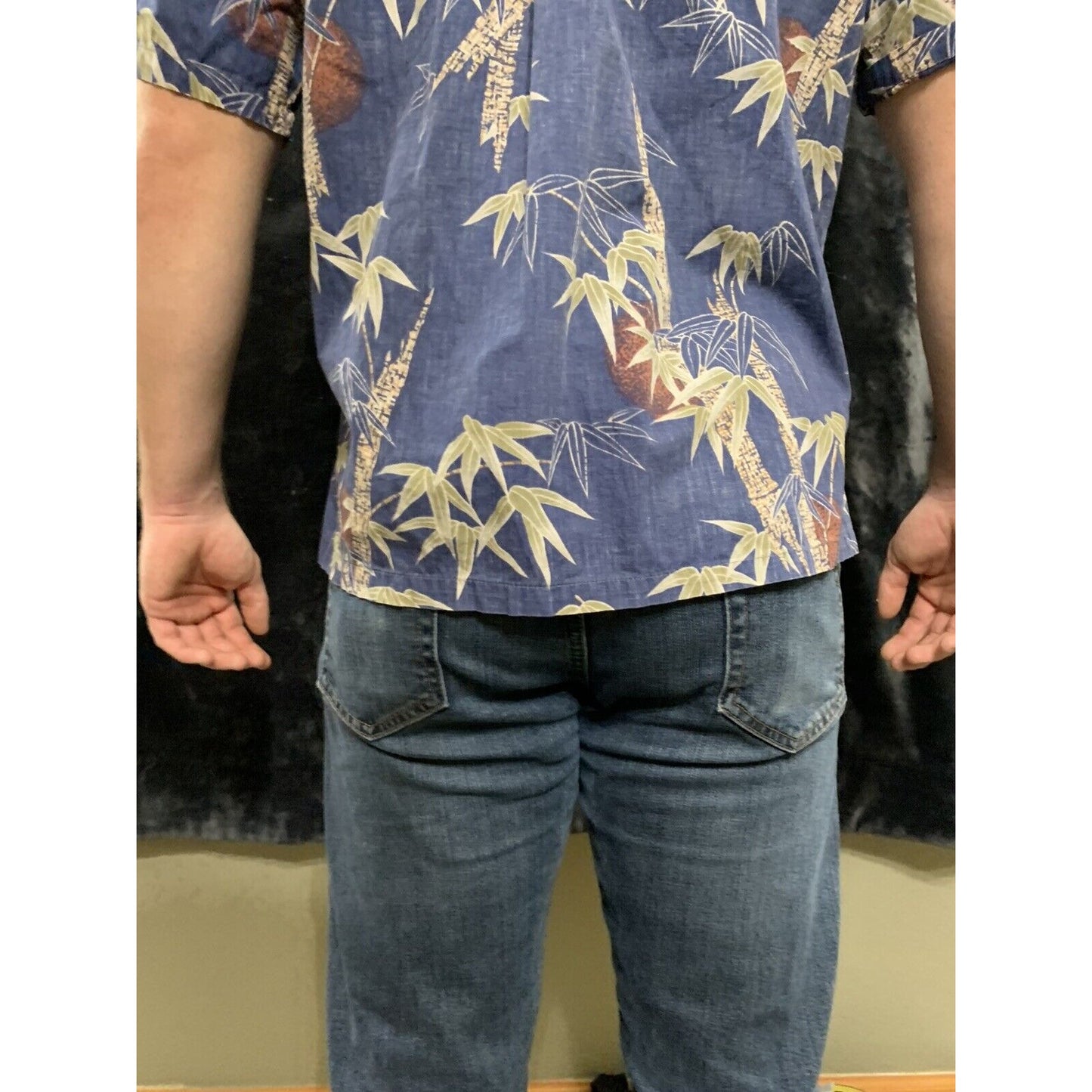Cooke Street Hawaiian Button Up Mens Medium Blue Short Sleeve Collared