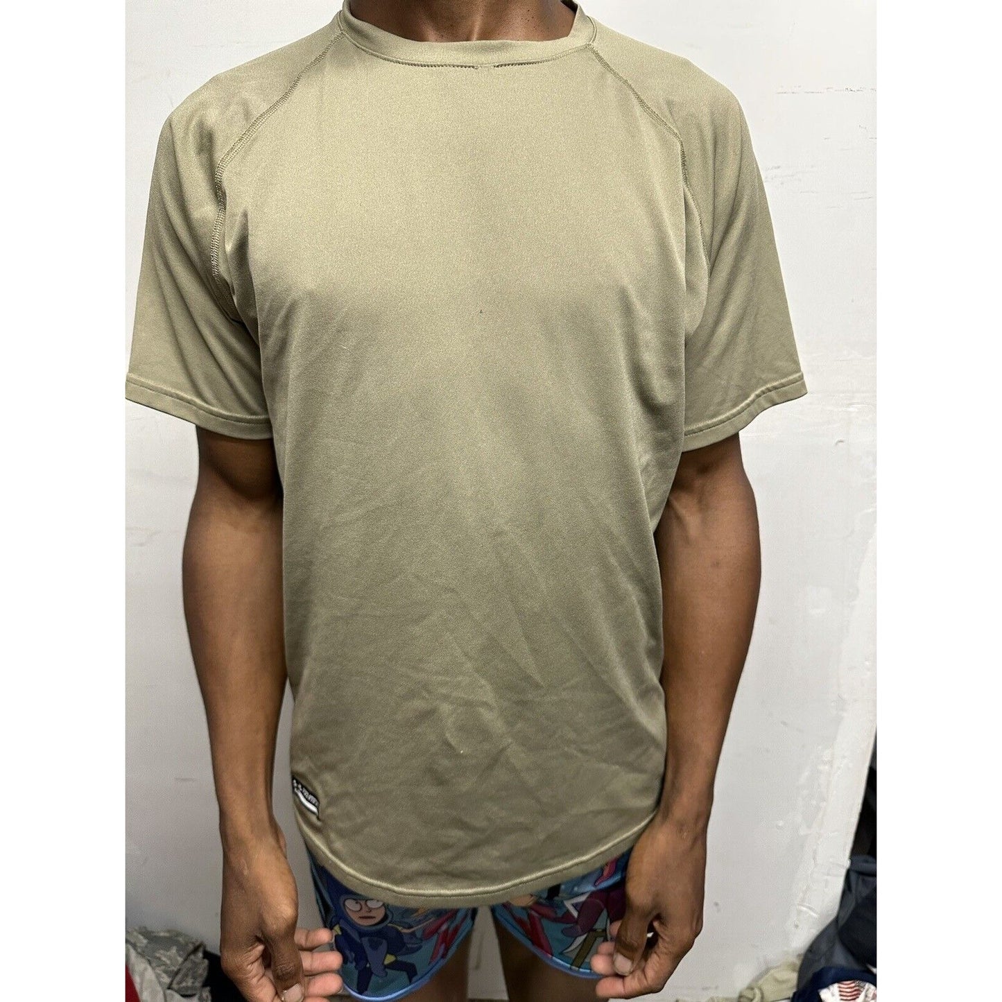 Men’s Ocp Tshirt Under Armour Medium Tactical Shirt Sleeve Shirt Coyote Brown