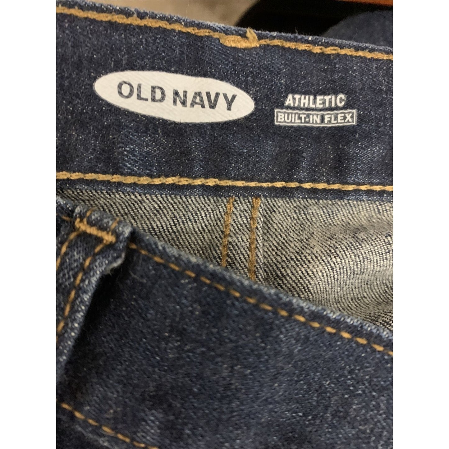Old Navy Jeans Mens 33x 30 Blue Athletic Fit Built-in Flex Medium Wash 5 Pockets