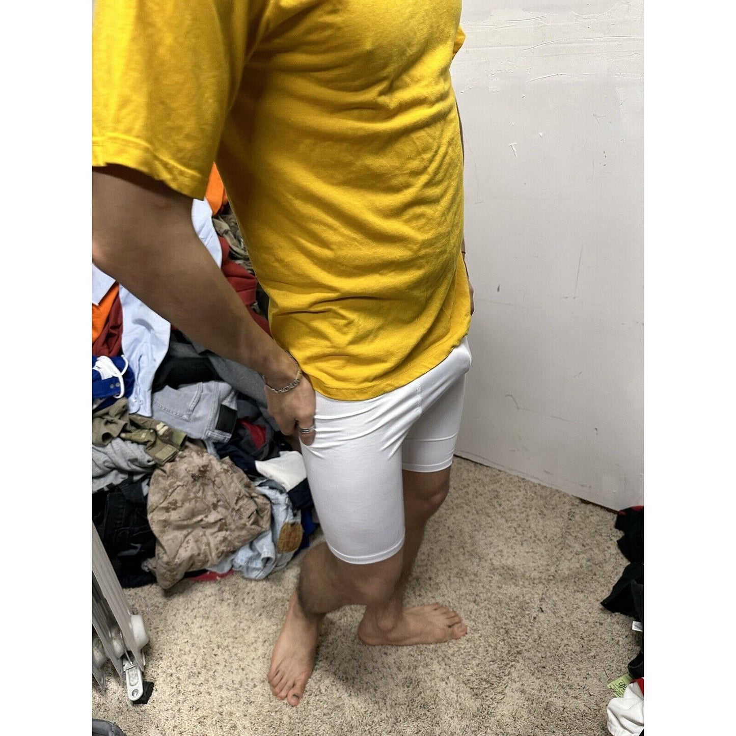 Men’s US Navy Small Yellow PT Physical Fitness Uniform Shirt Short Sleeves