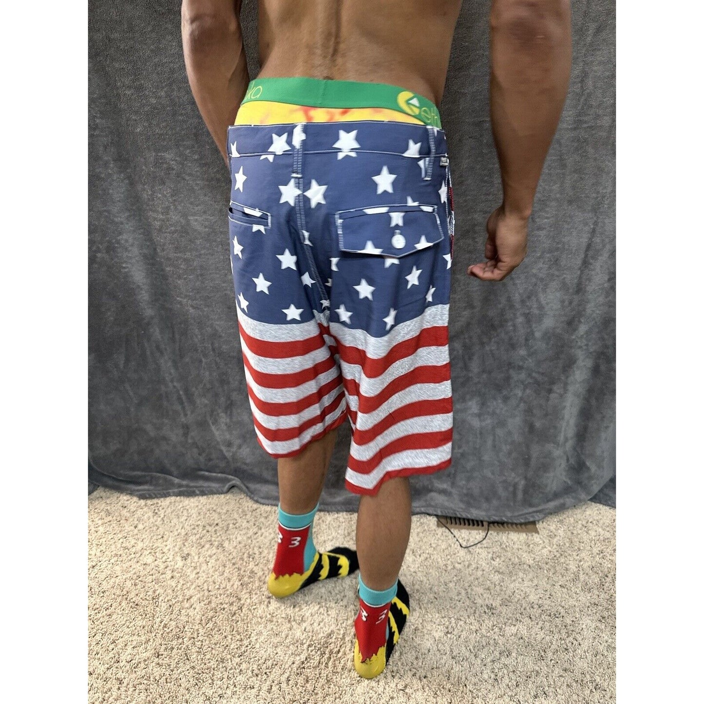 Men’s Palmwave Size 34 Patriotic Board Shorts Poly Spandex 4 Way Stretch