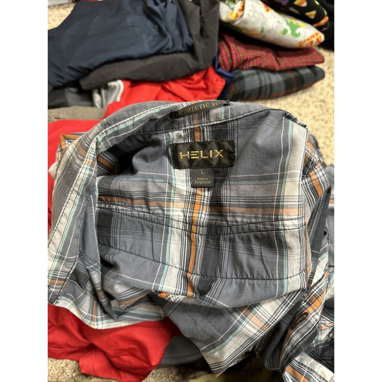 men’s button up helix large gray plaid shirt