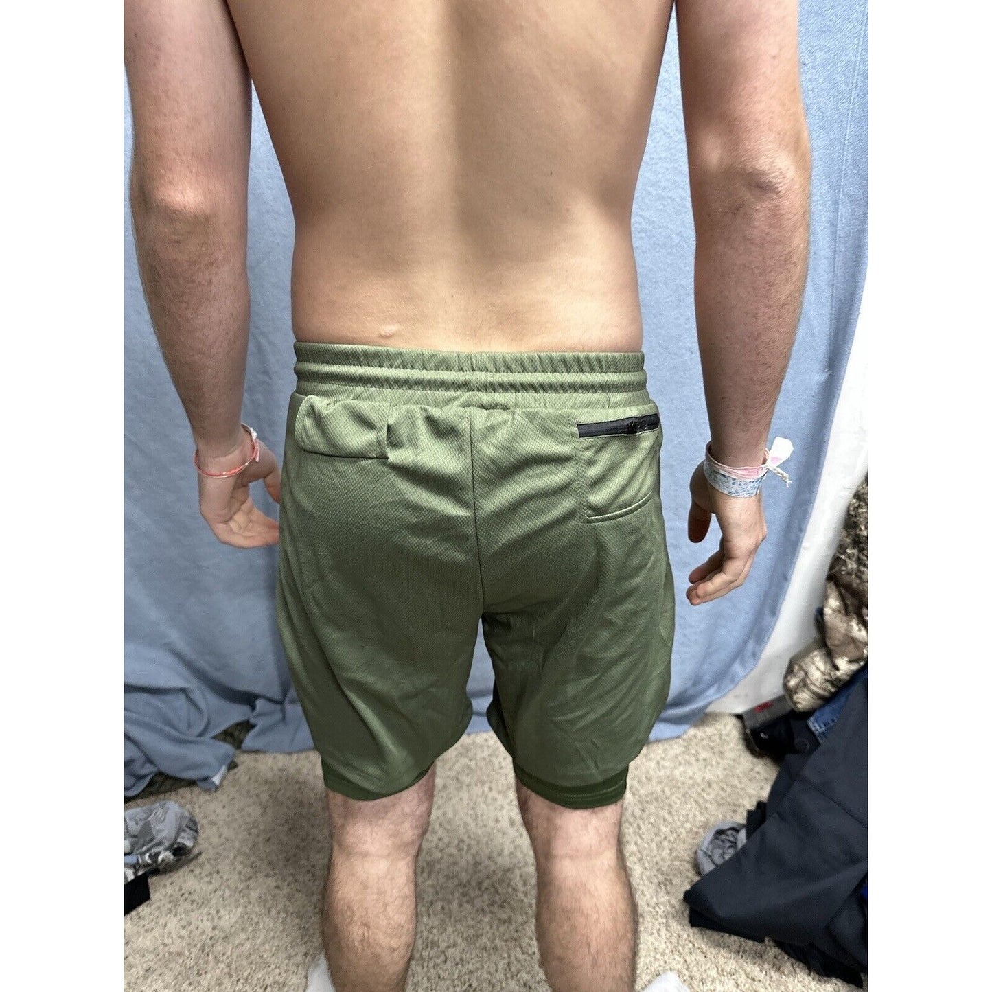 Men’s Olive Green Athletic Shorts Size Small With Built In Compression Liner