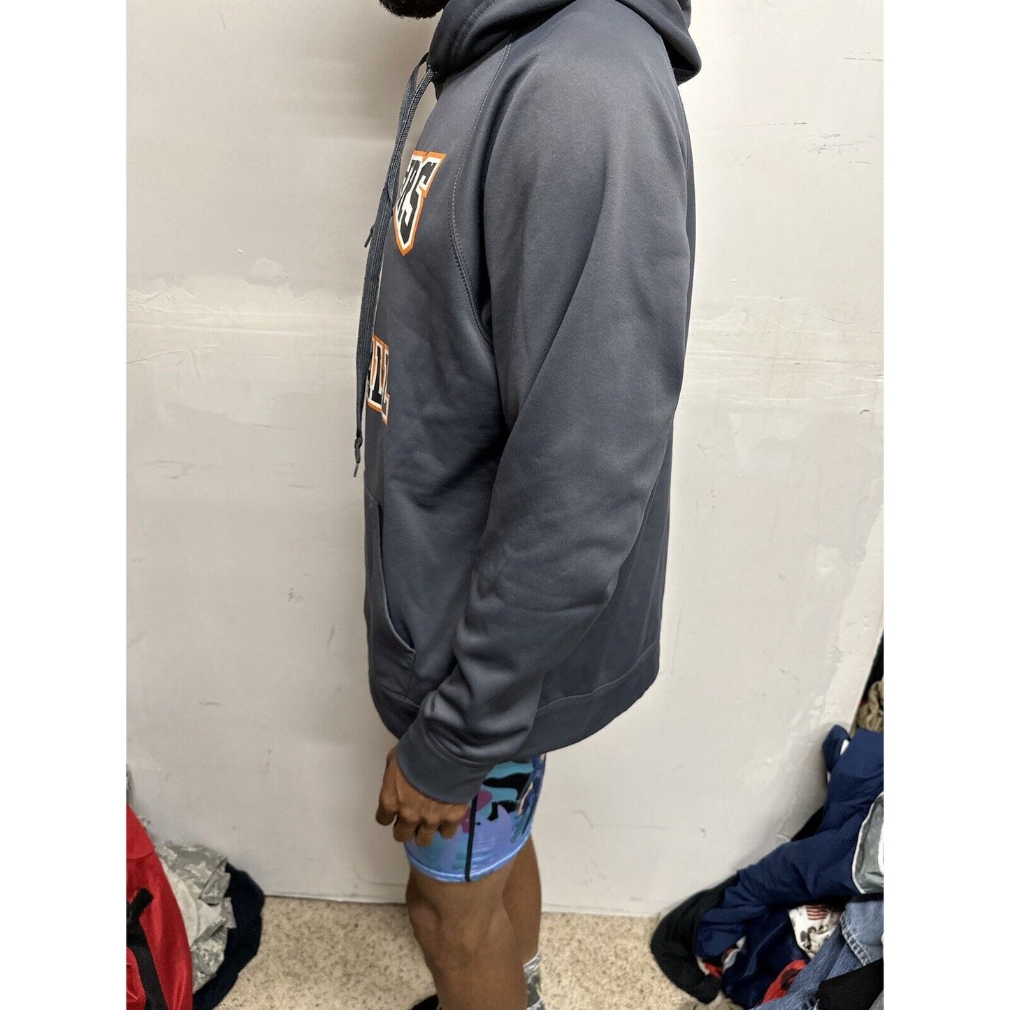 Men’s Panther Softball Gray Hoodie Pullover Large