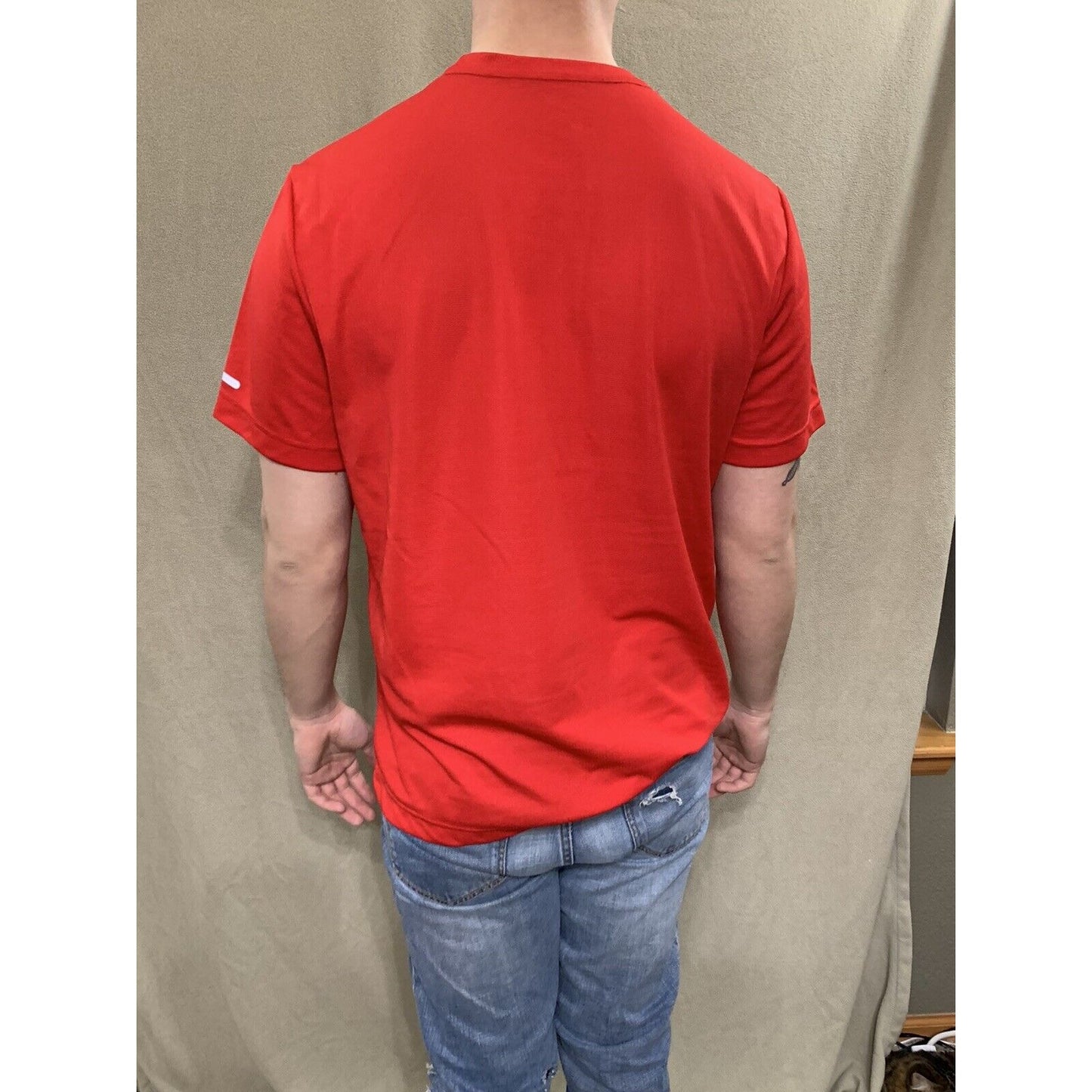 Athletic Works Mens Medium Regular Fit Quick Dry Tee Shirt Red