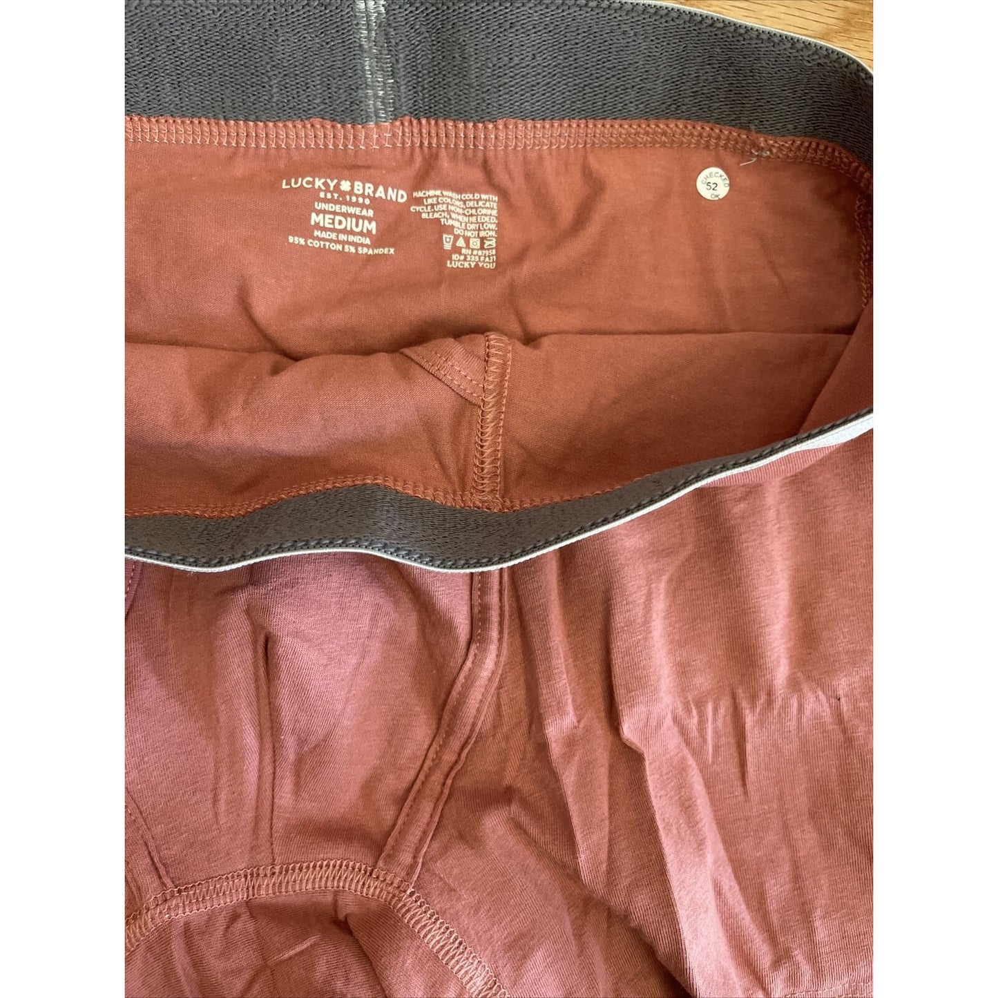 Men's Lucky brand mauve color medium boxer briefs
