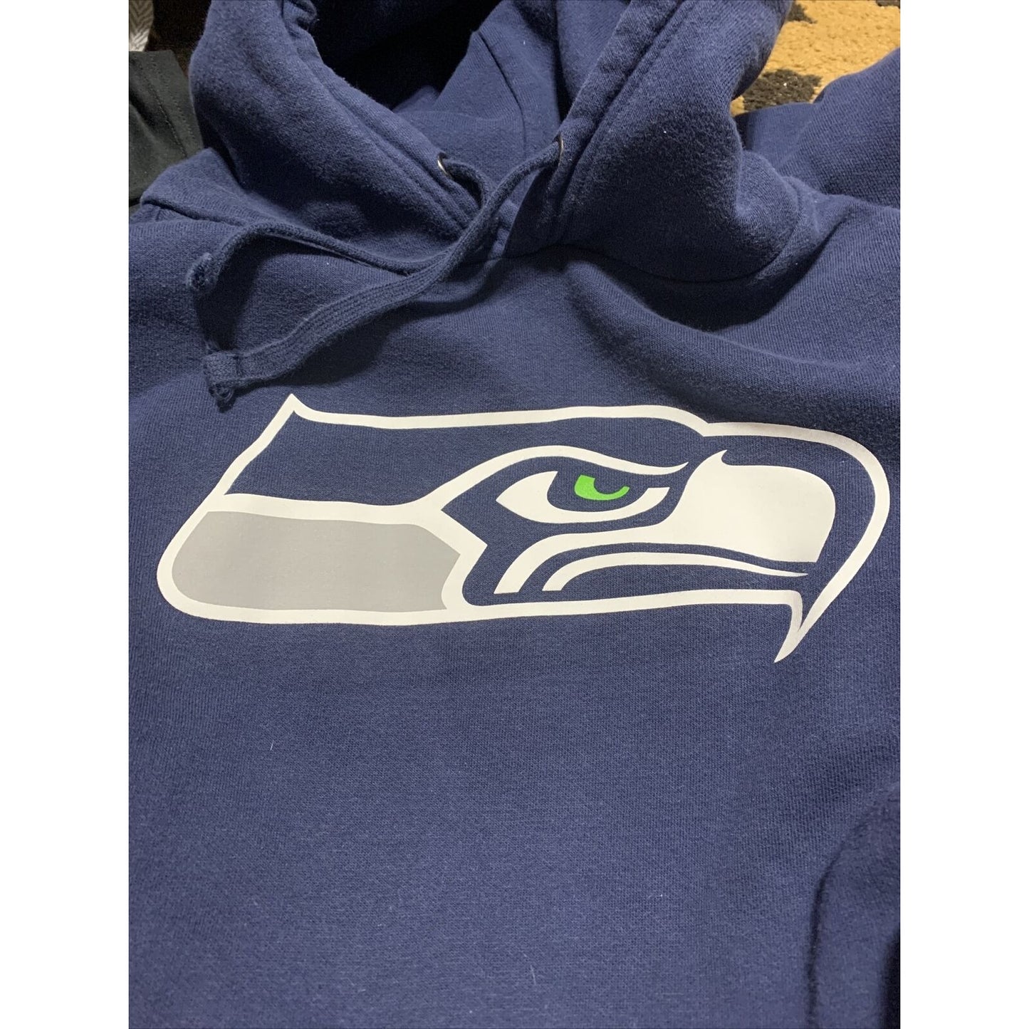 NFL Pro Line Seahawks Hoodie Men’s Medium