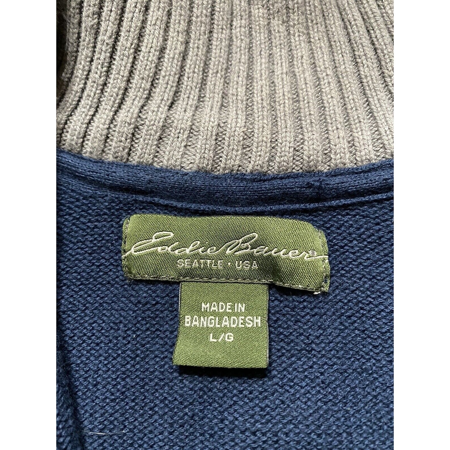 Eddie Bauer Men’s Large Navy Blue with Gray Band 1/4 Zip Pullover Sweater