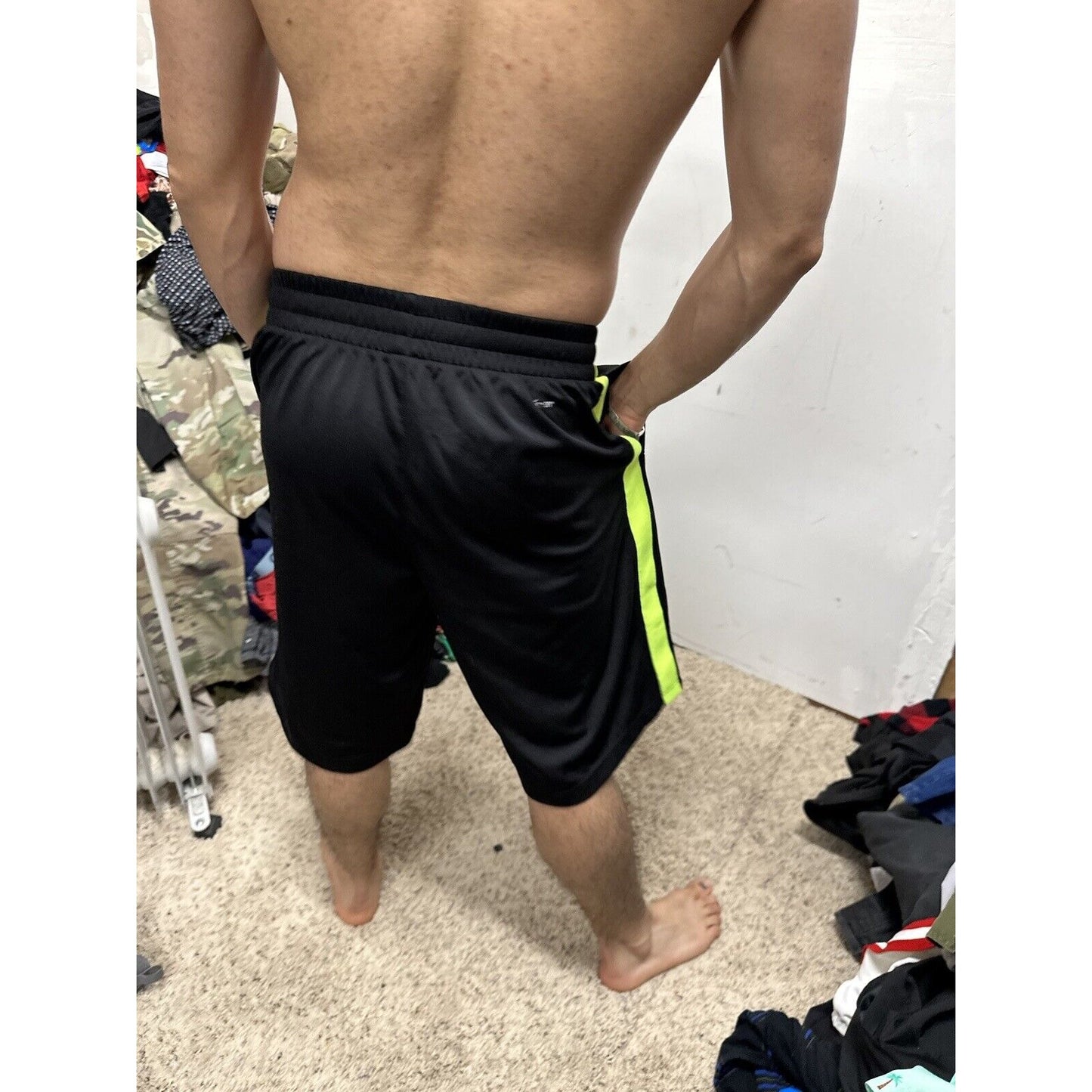 Men’s Black And Neon Yellow Xersion Medium Athletic Shorts With Pockets