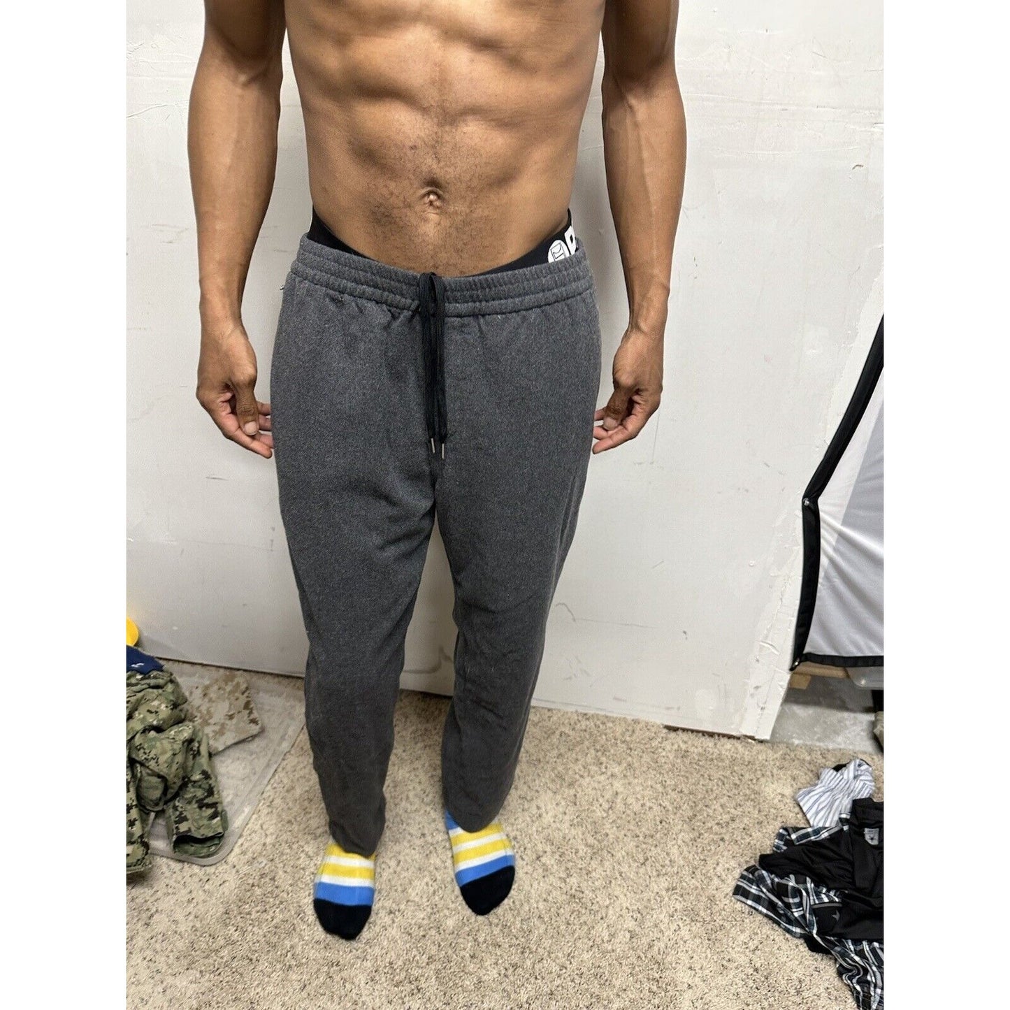 Men’s Gray Medium H&M Regular Fit Sweat Pants with Pockets