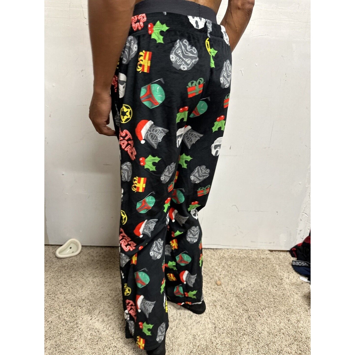 Men’s Star Wars Christmas Lounge Pants Sleepwear Medium Vader In Santa Hat